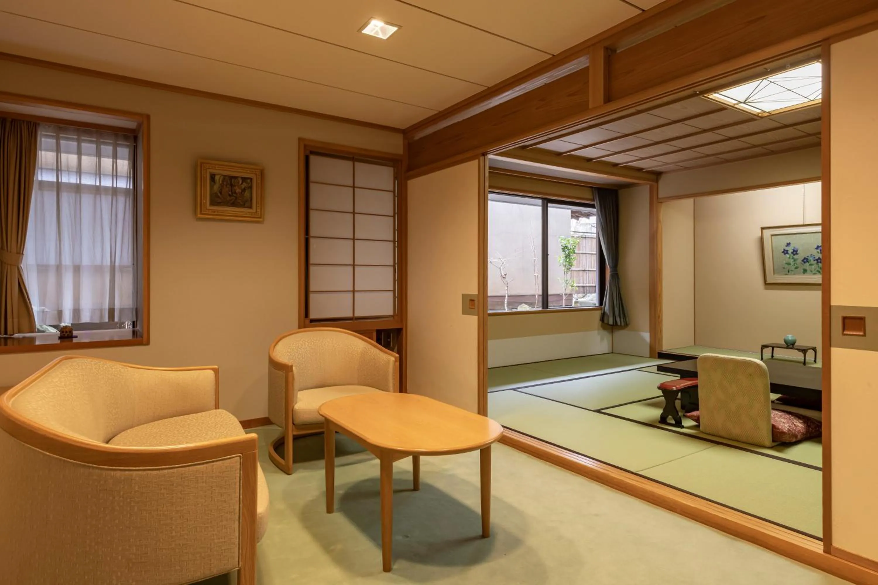 Photo of the whole room in Senkeien Tsukioka Hotel