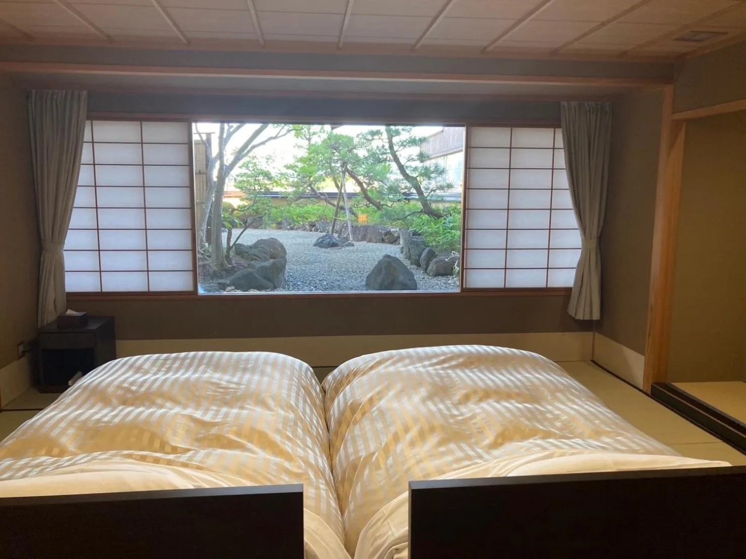 Photo of the whole room, Bed in Senkeien Tsukioka Hotel