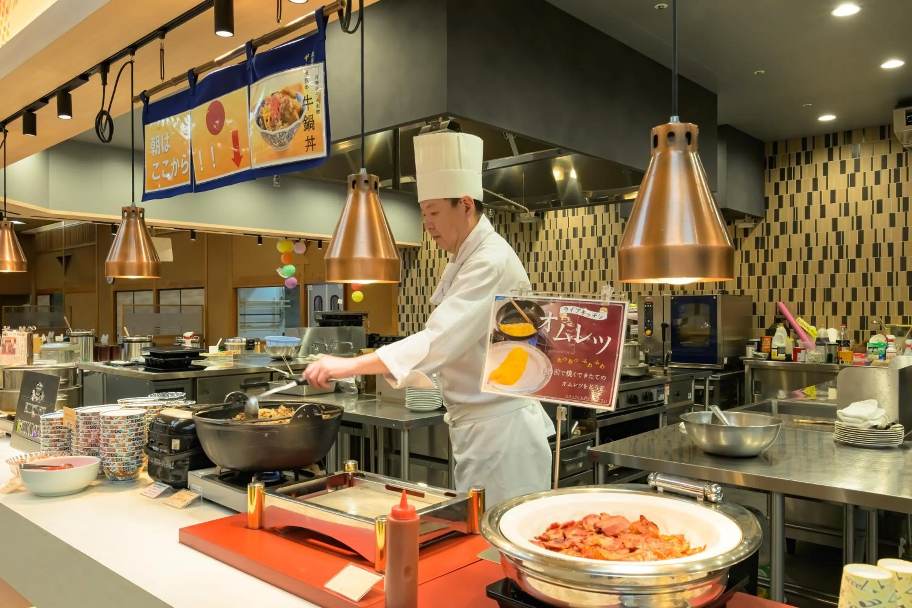 Restaurant/places to eat in Senkeien Tsukioka Hotel