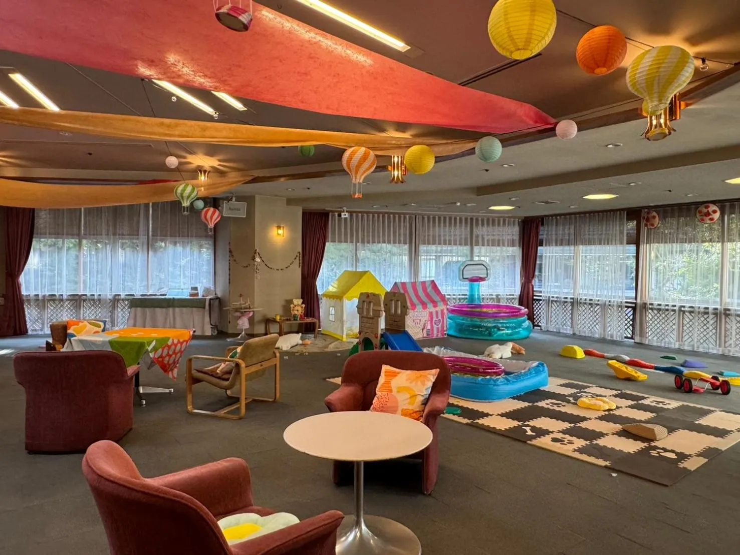 Area and facilities in Senkeien Tsukioka Hotel