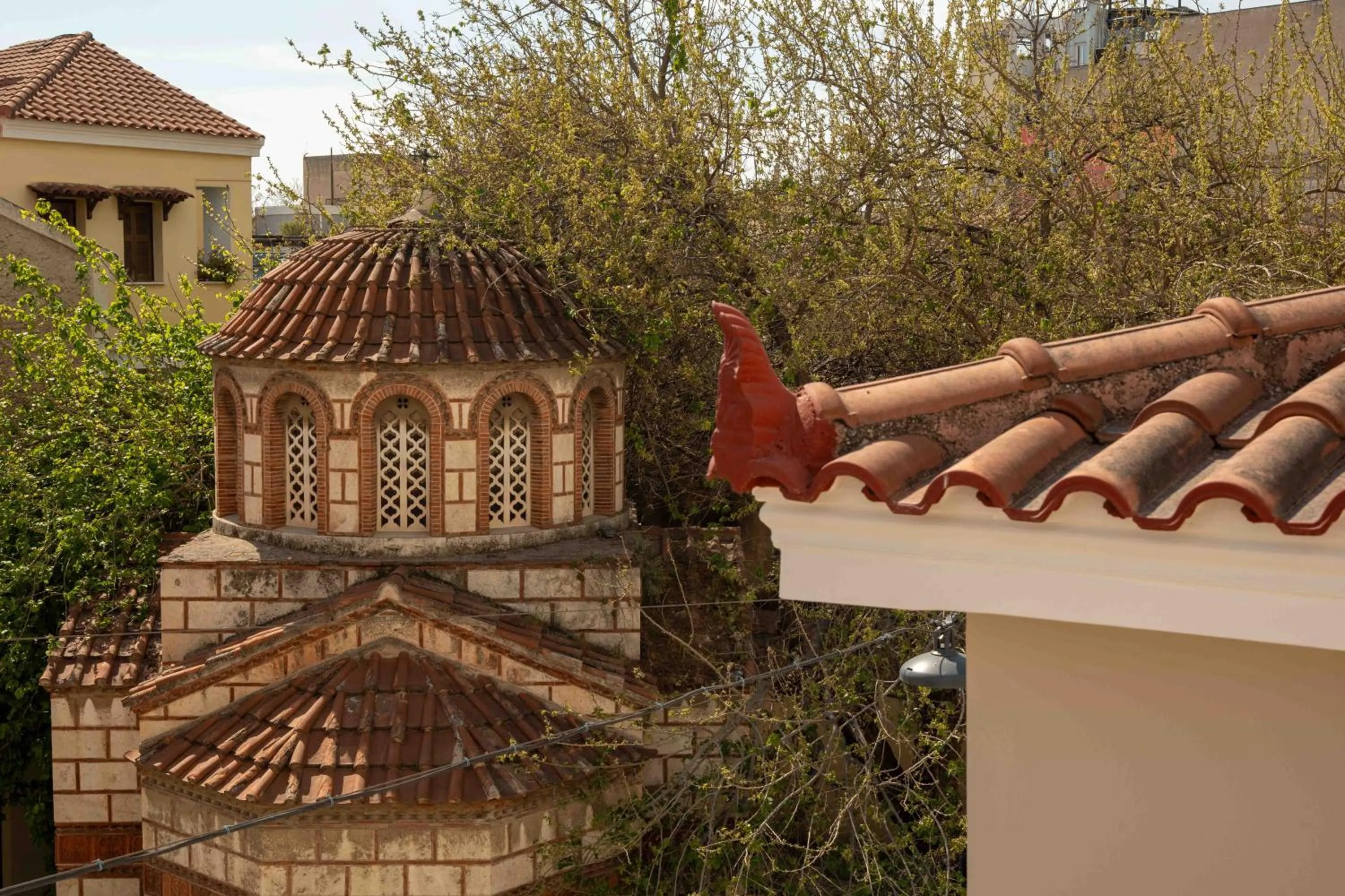 Landmark view in Whisper Athens Suites