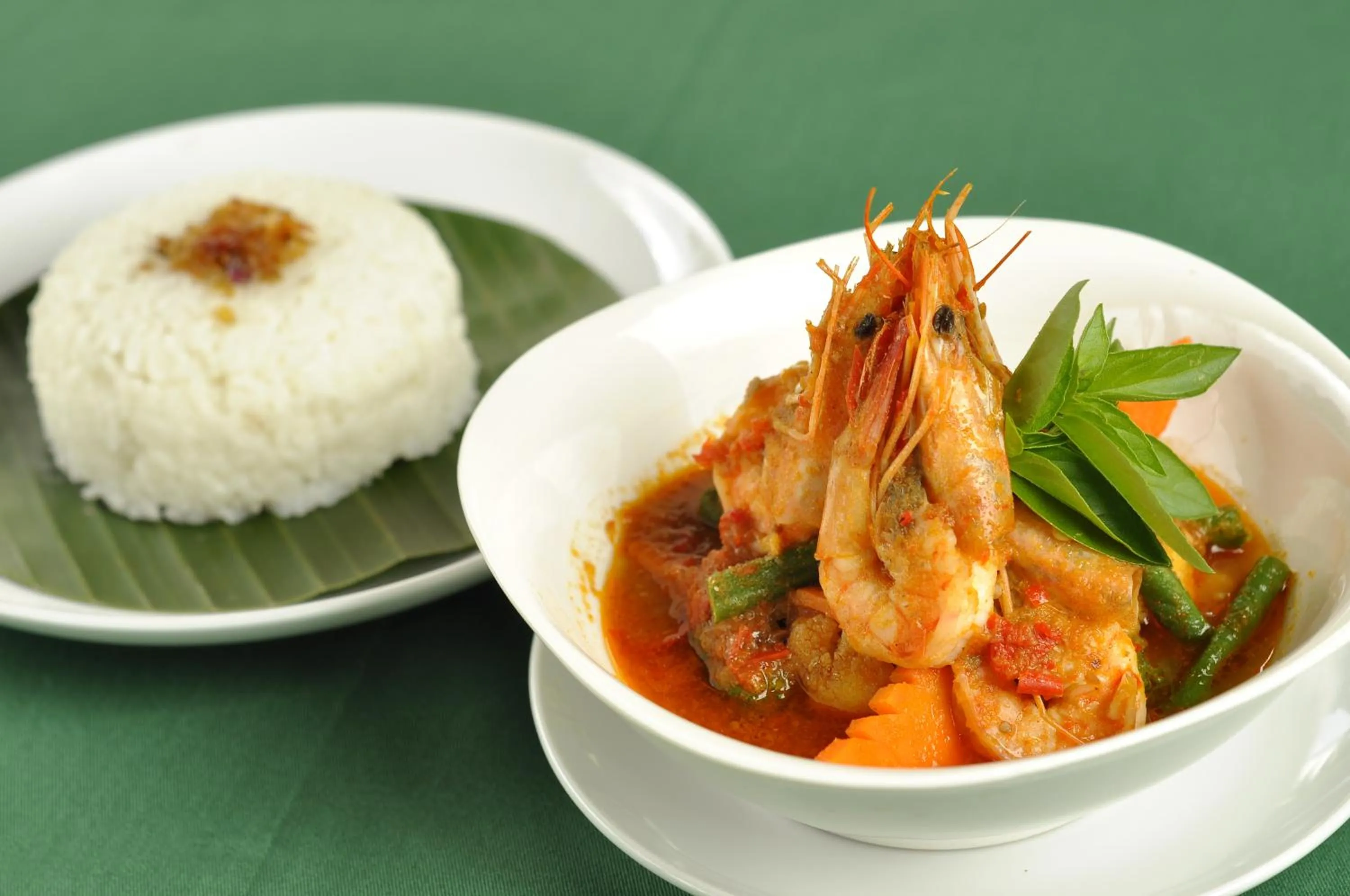 Food and drinks in Senetan Villas and Spa Resort