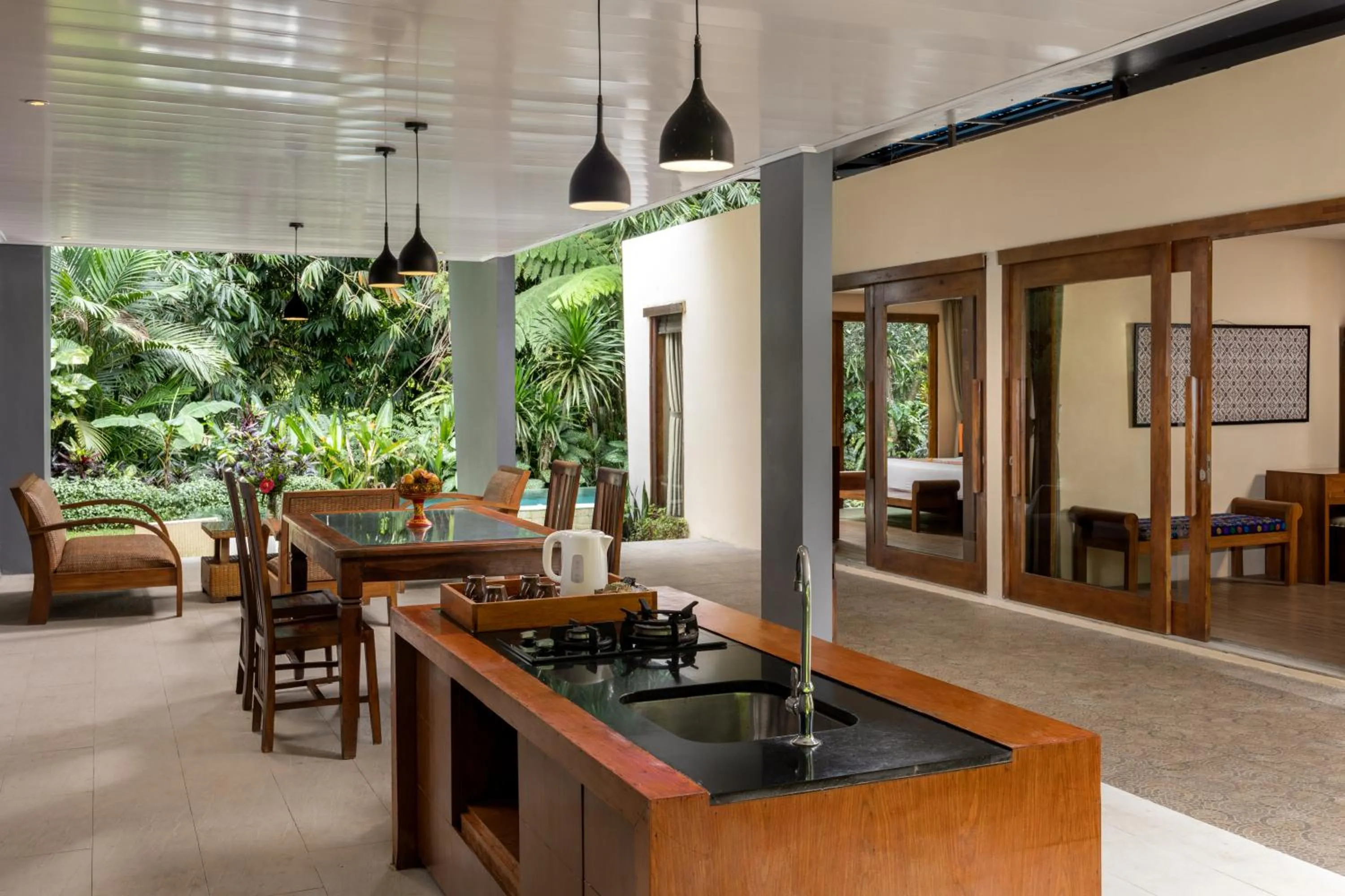 Kitchen or kitchenette in Senetan Villas and Spa Resort