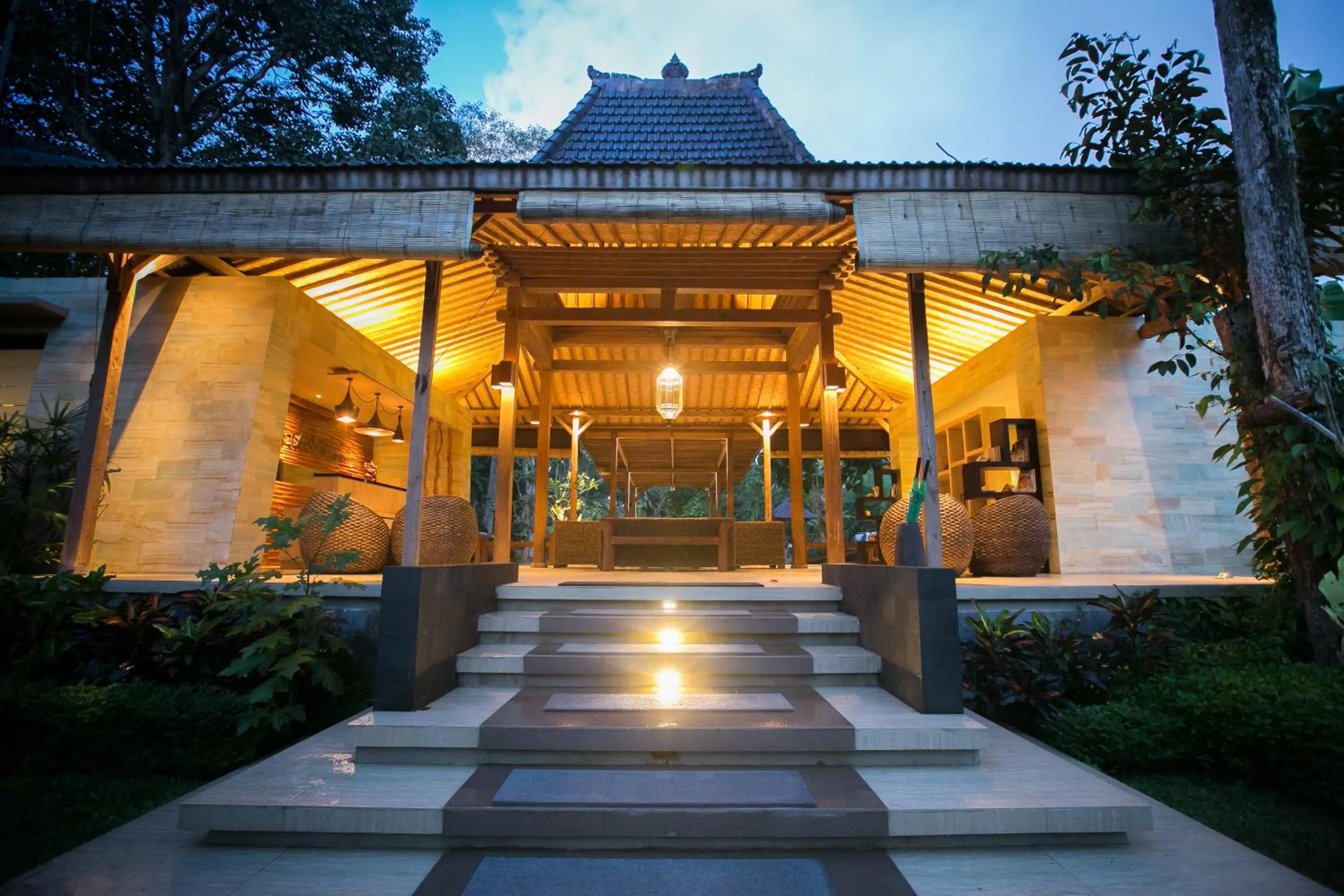 Property building in Senetan Villas and Spa Resort