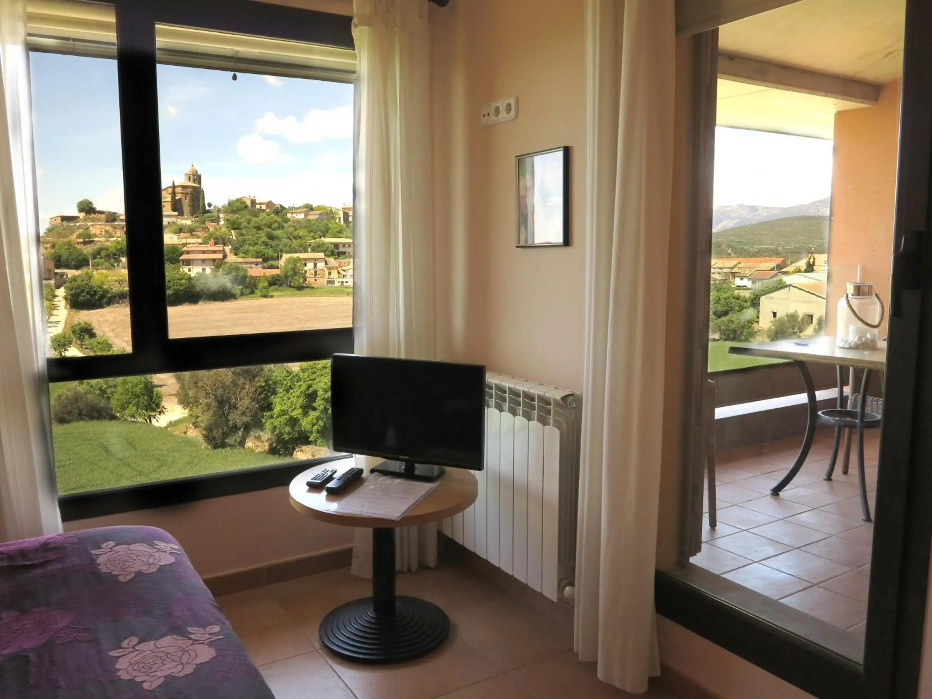 Basic Triple or Quadruple Room with terrace in Hotel Era Conte Basic Triple or Quadruple Room with terrace in Hotel Era Conte