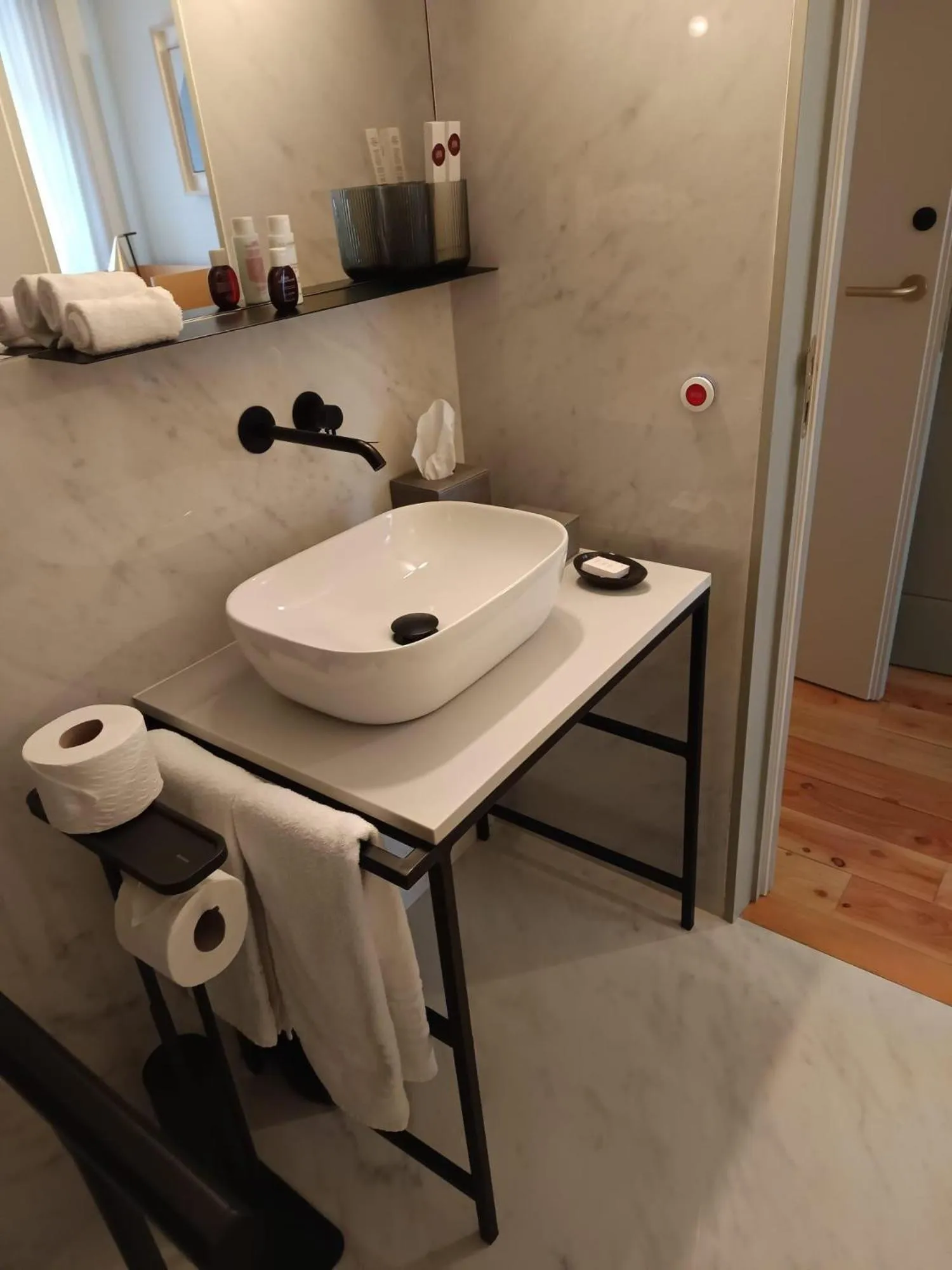 Bathroom in Casa Zogbi Hotel