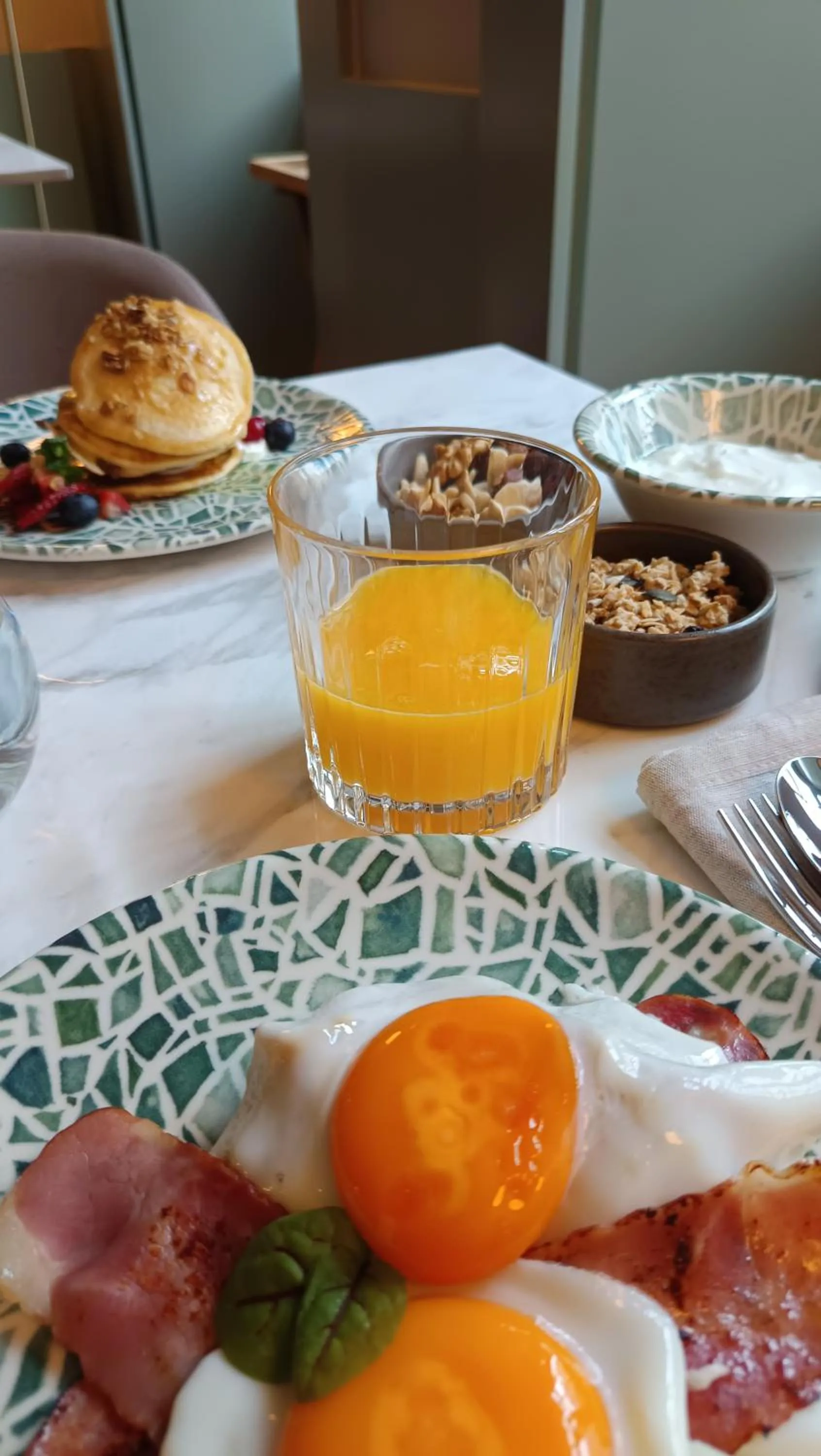 Food and drinks in Casa Zogbi Hotel