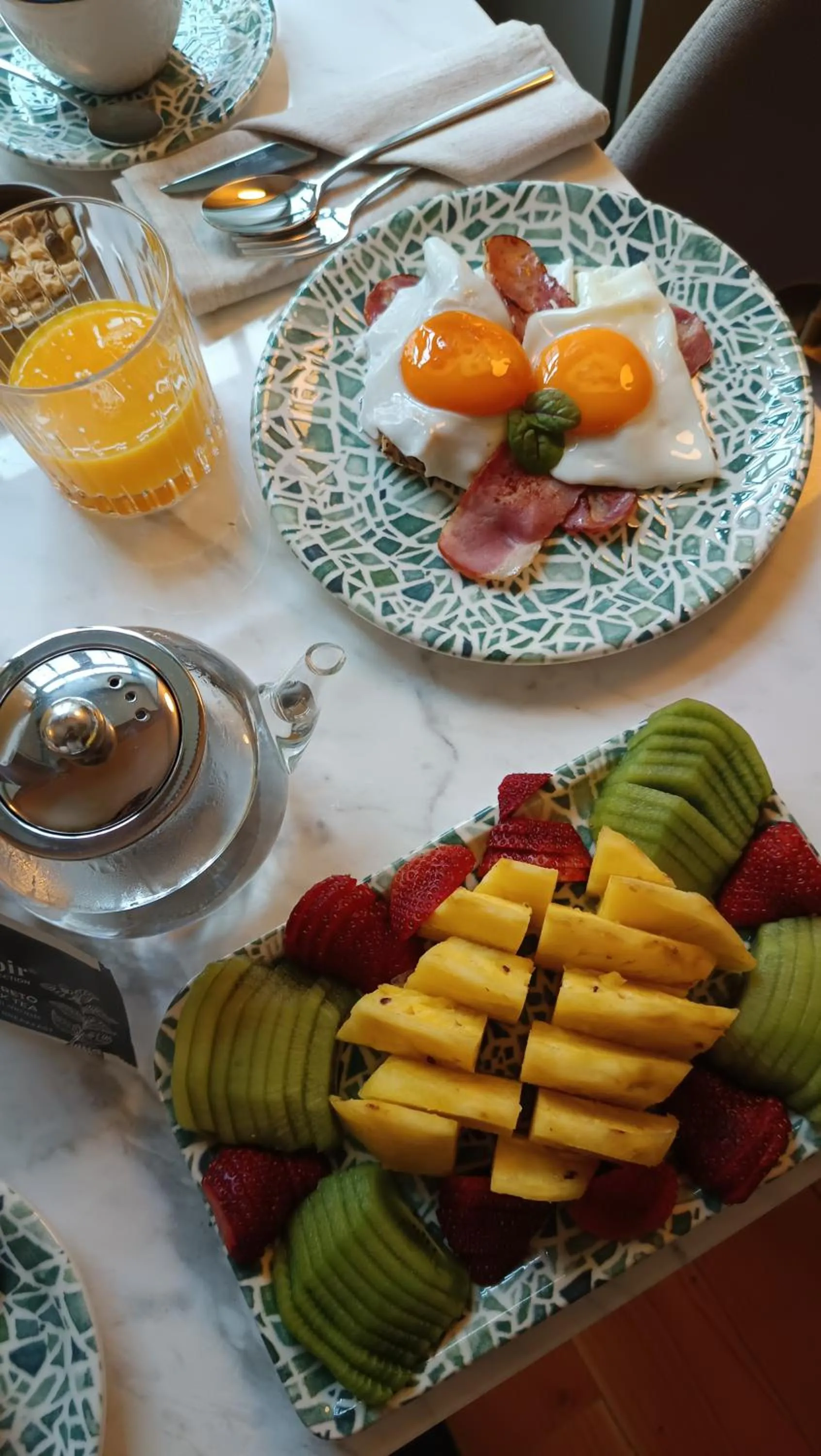 Food and drinks in Casa Zogbi Hotel