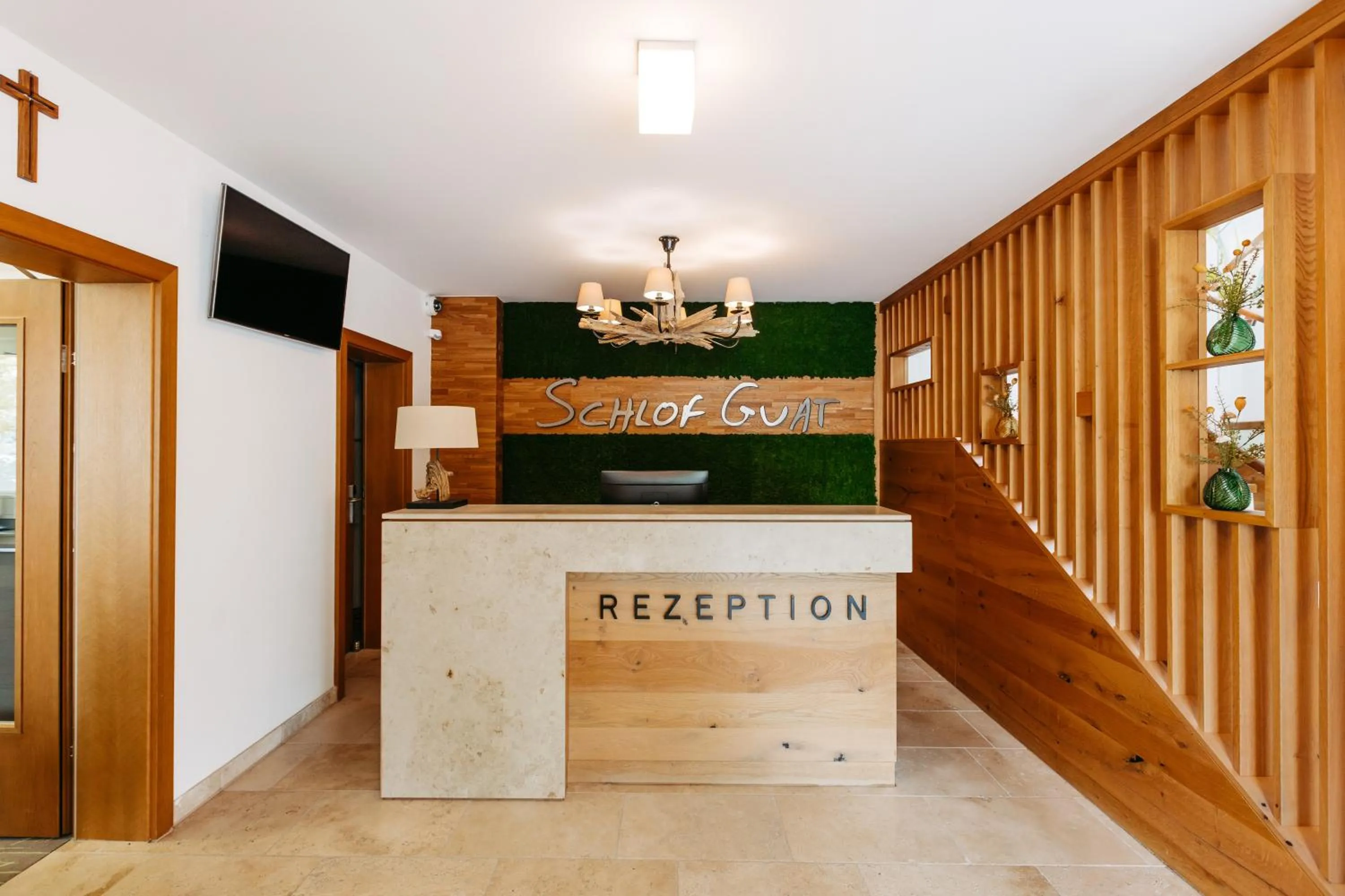 Lobby or reception in Hotel Schlof Guat