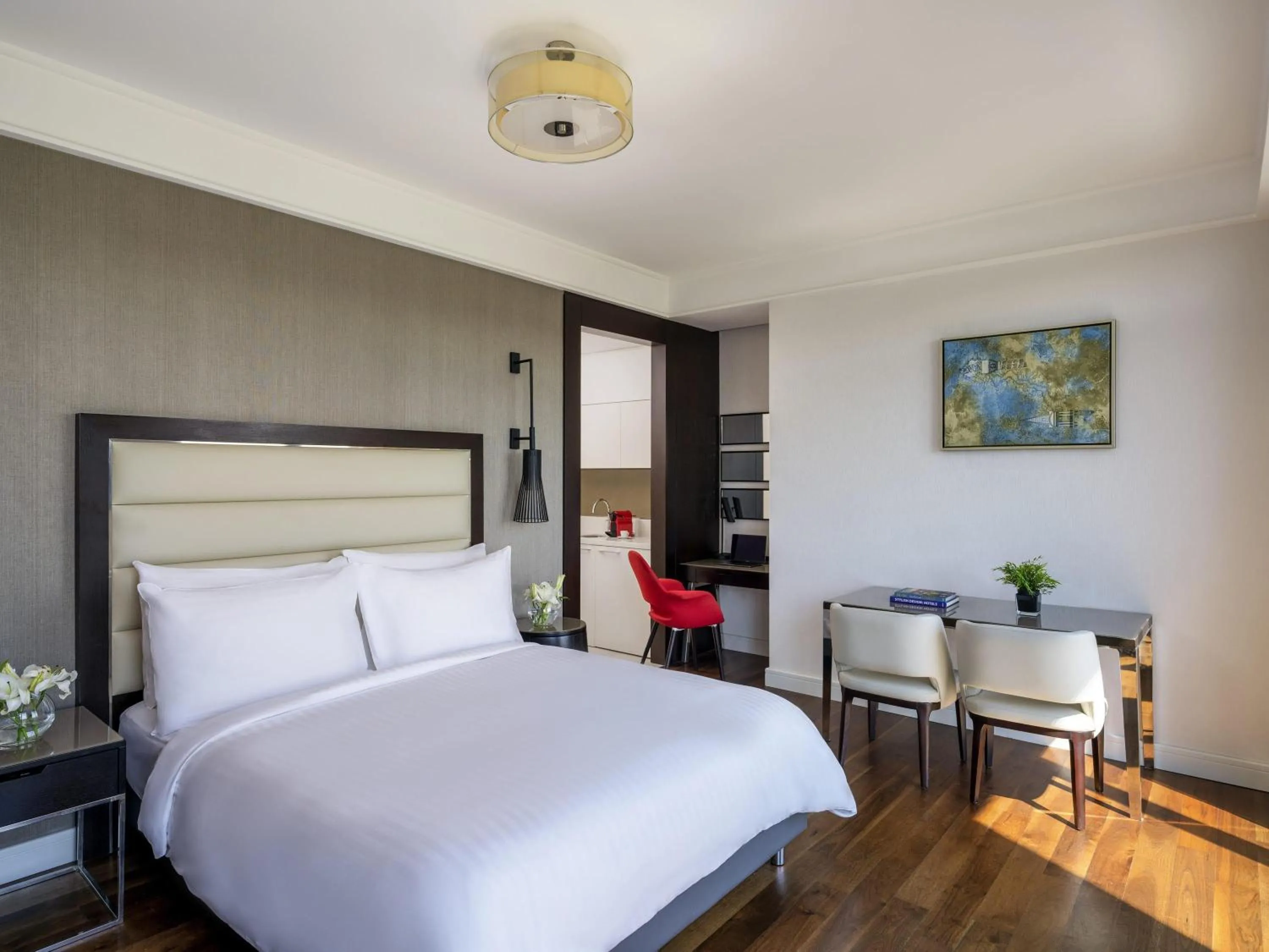 Bedroom, Bed in Mövenpick Istanbul Hotel Golden Horn