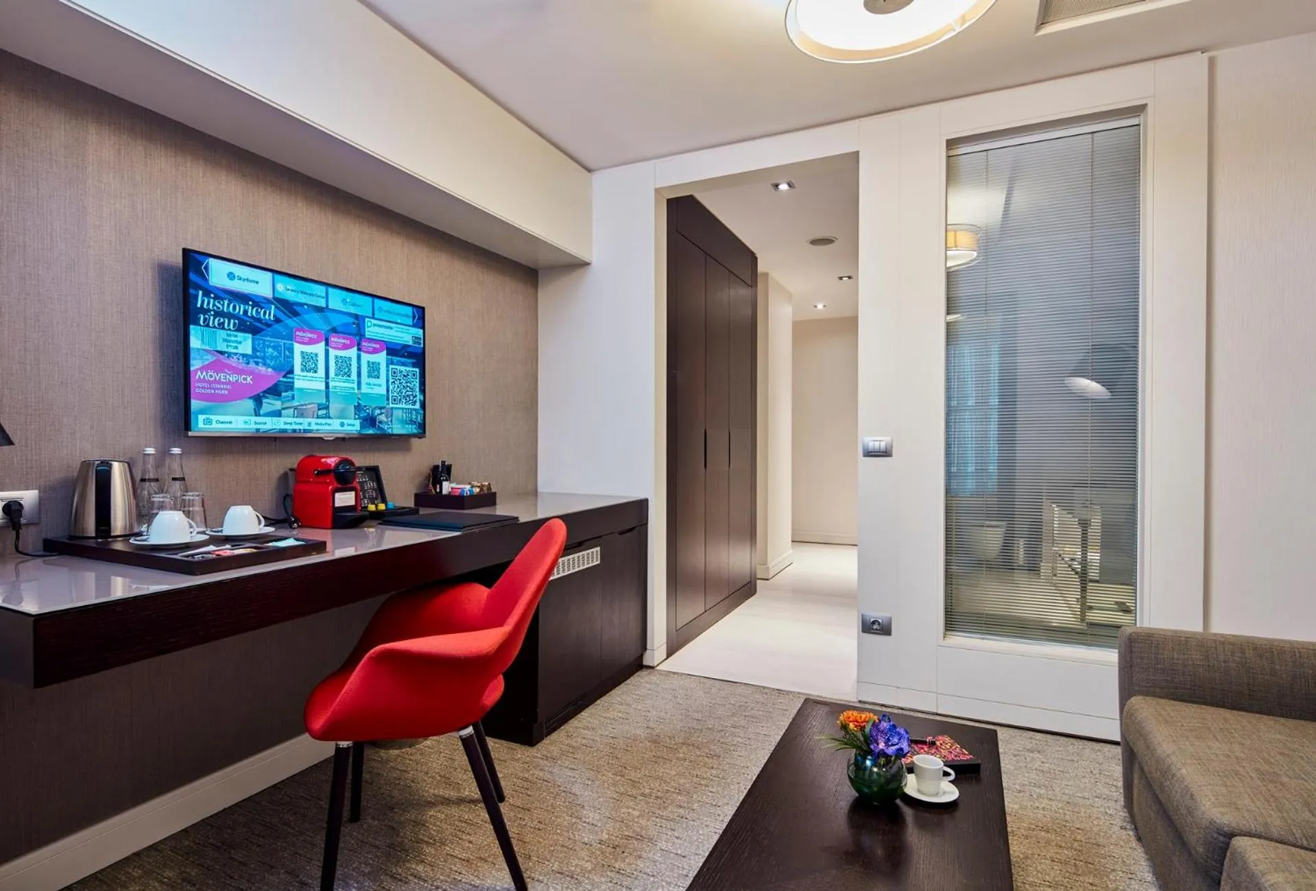 Kitchen or kitchenette in Mövenpick Istanbul Hotel Golden Horn