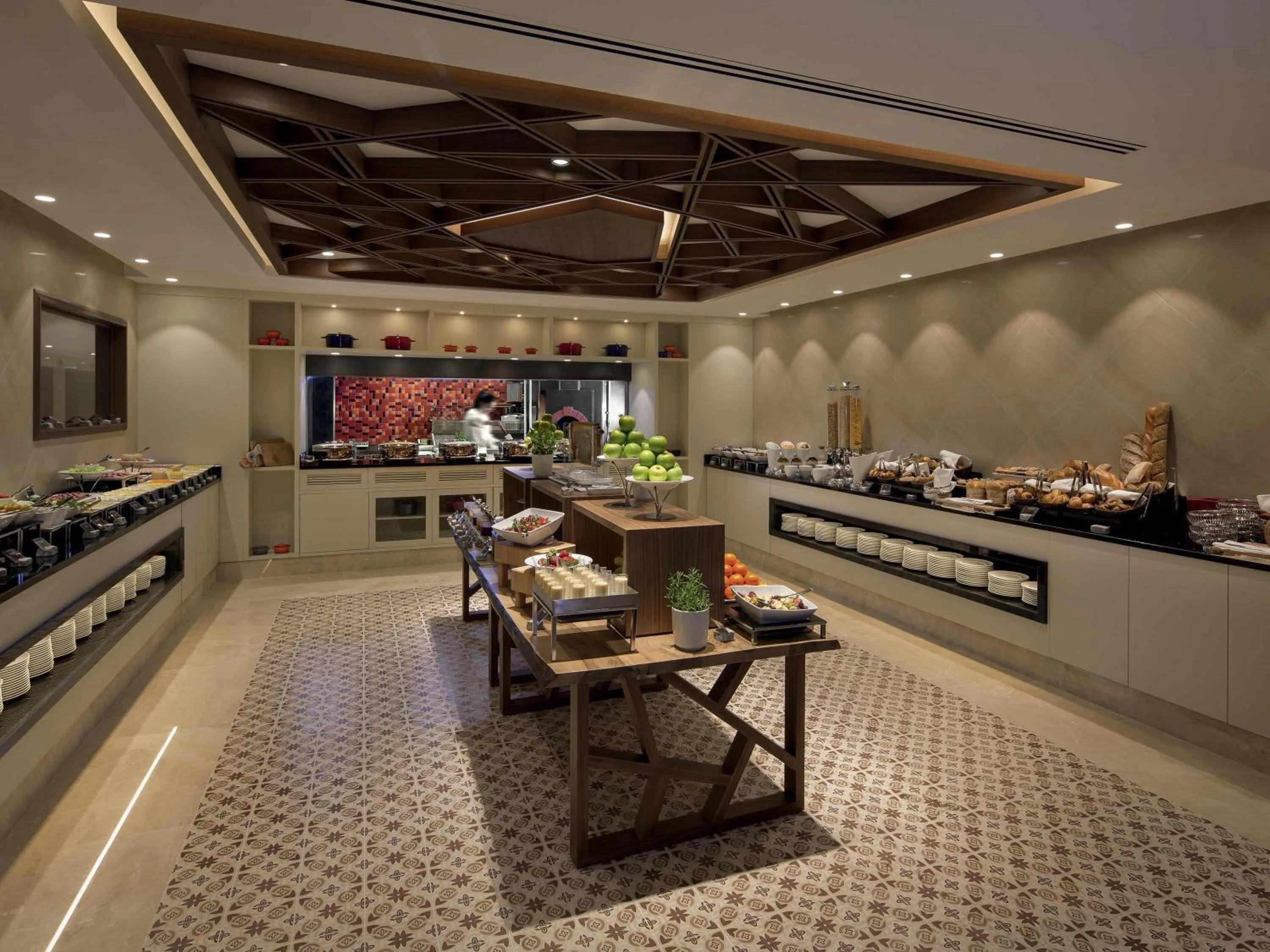 Restaurant/places to eat in Mövenpick Istanbul Hotel Golden Horn