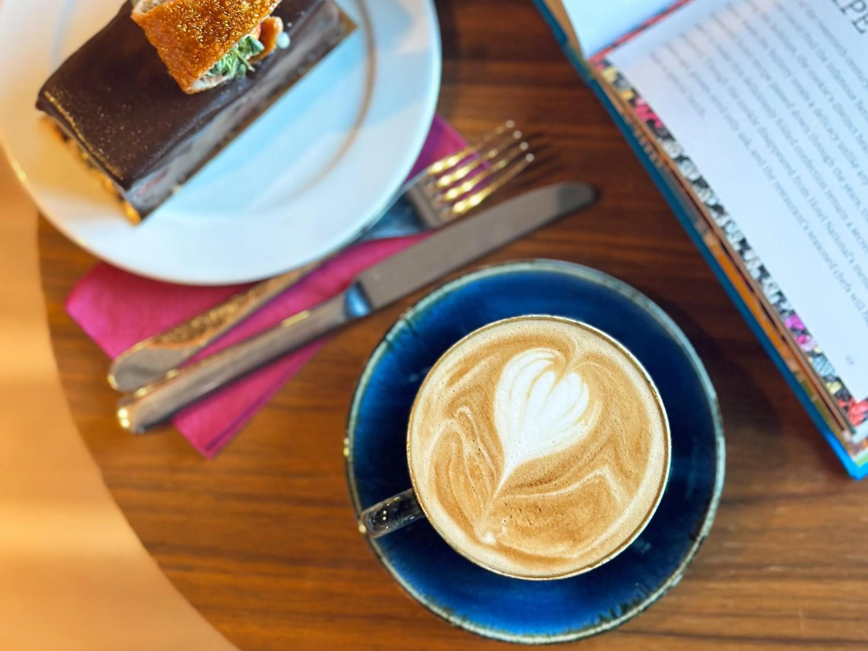 Coffee/tea facilities in Mövenpick Istanbul Hotel Golden Horn