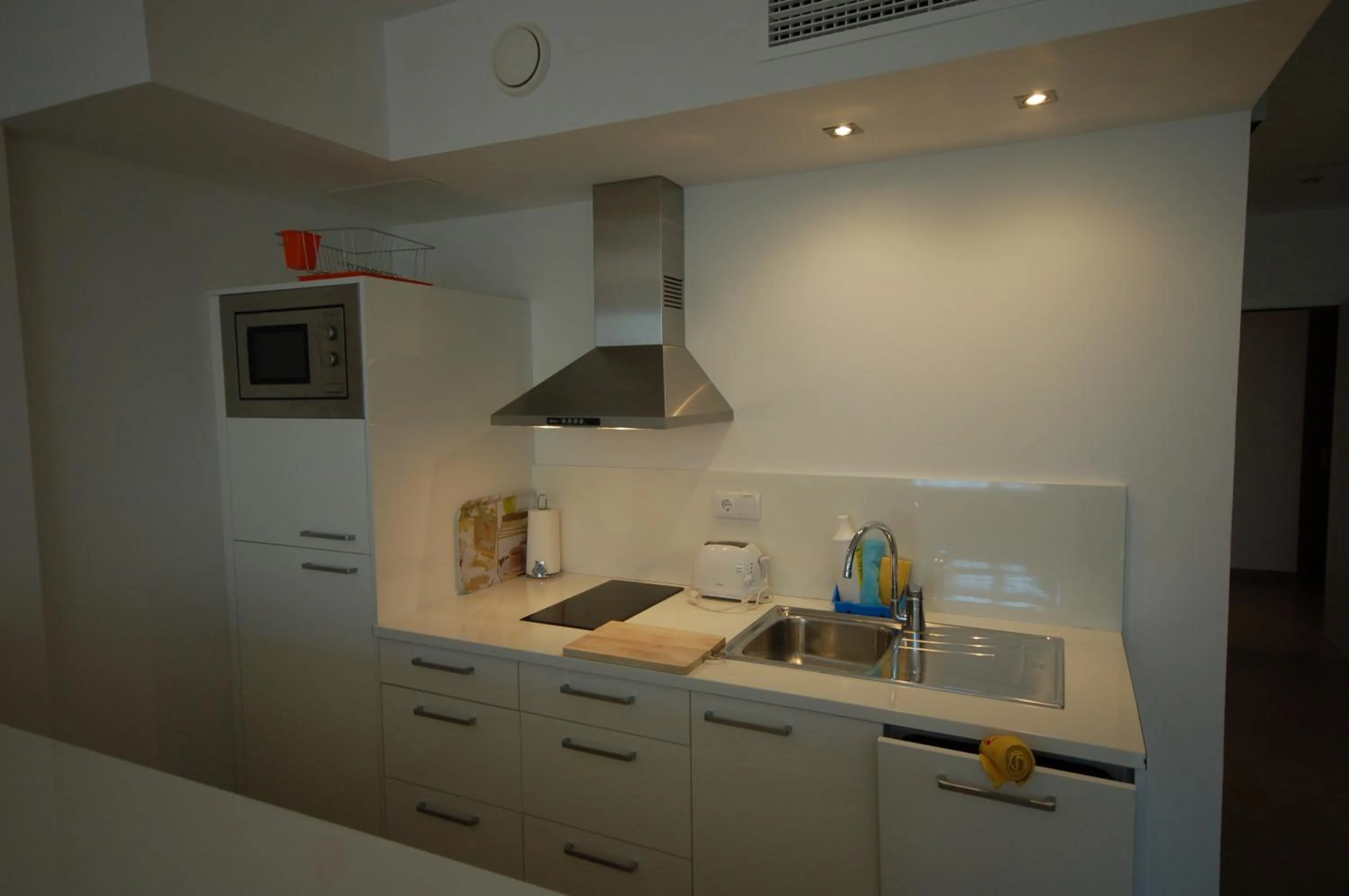 Kitchen or kitchenette in Resort Sitges Apartment