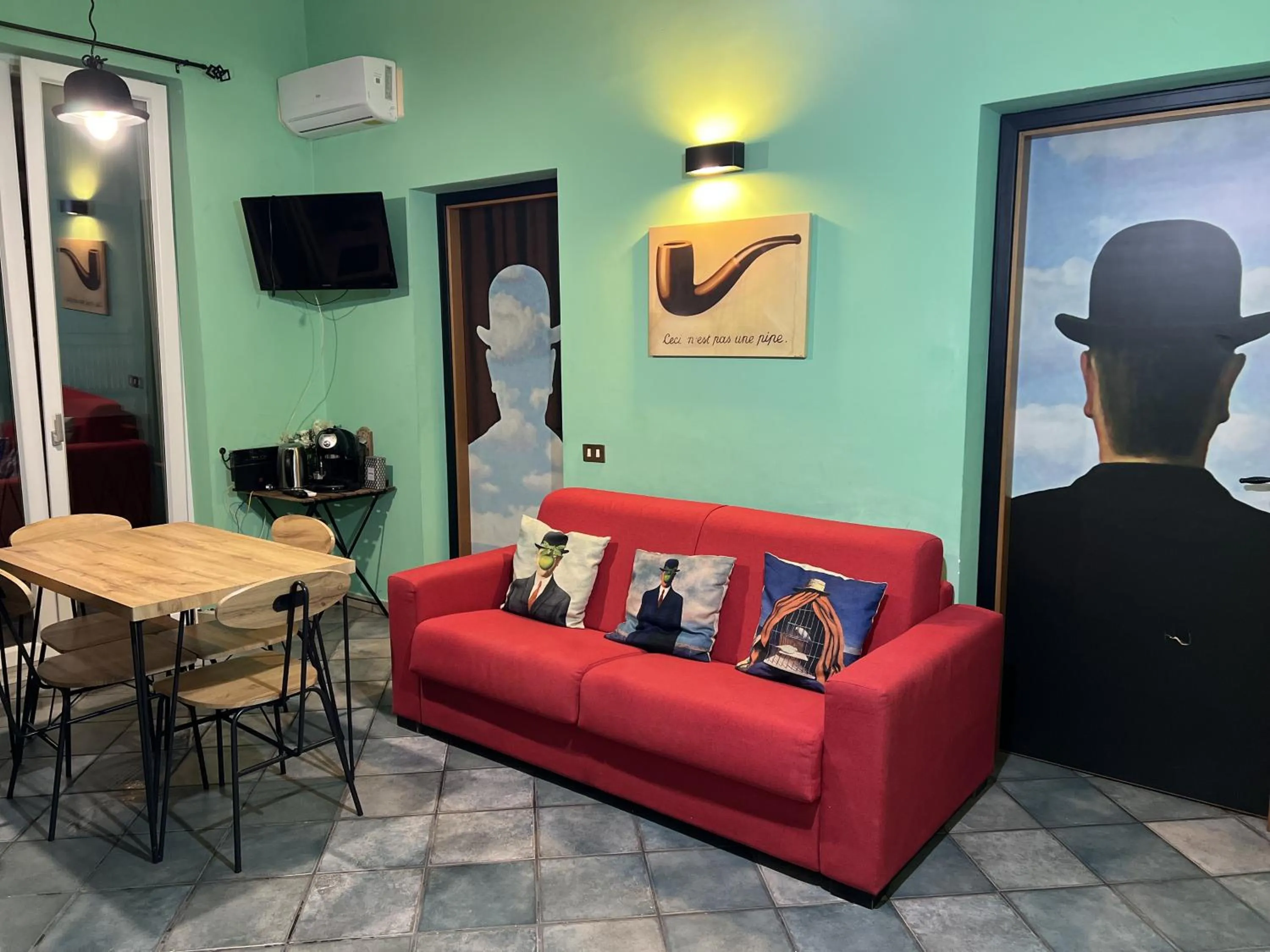 Le Stanze di Magritte