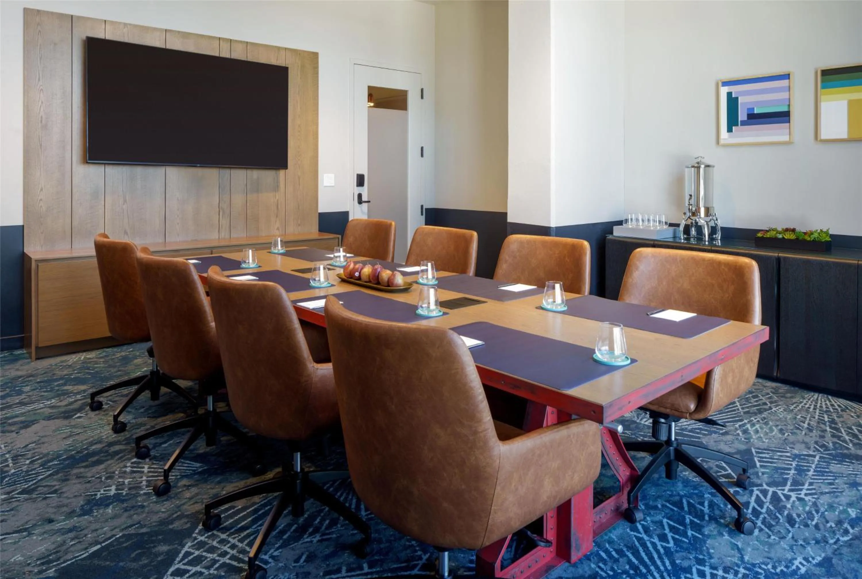 Meeting/conference room in Caption by Hyatt Downtown Nashville