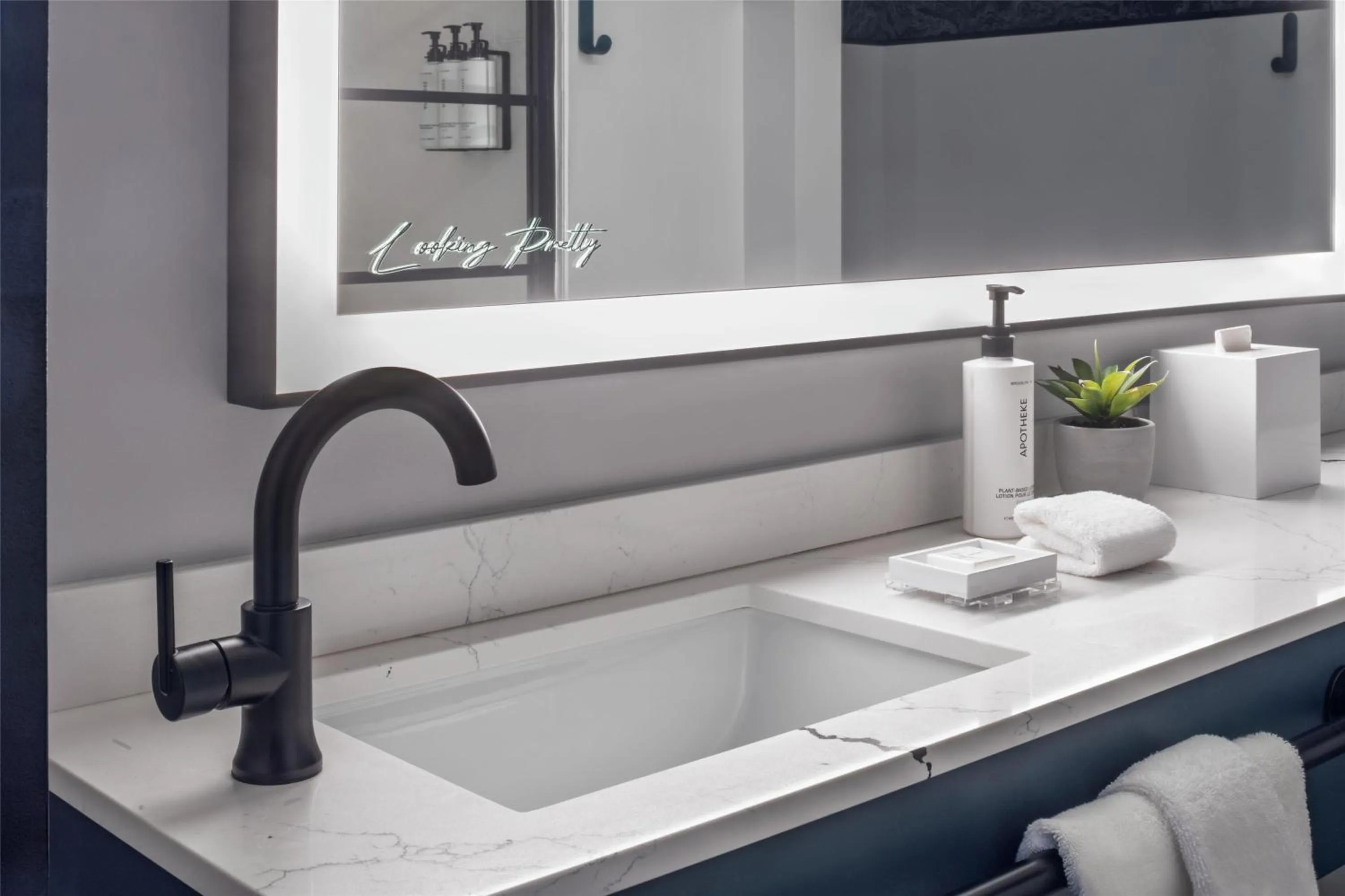 Bathroom in Caption by Hyatt Downtown Nashville