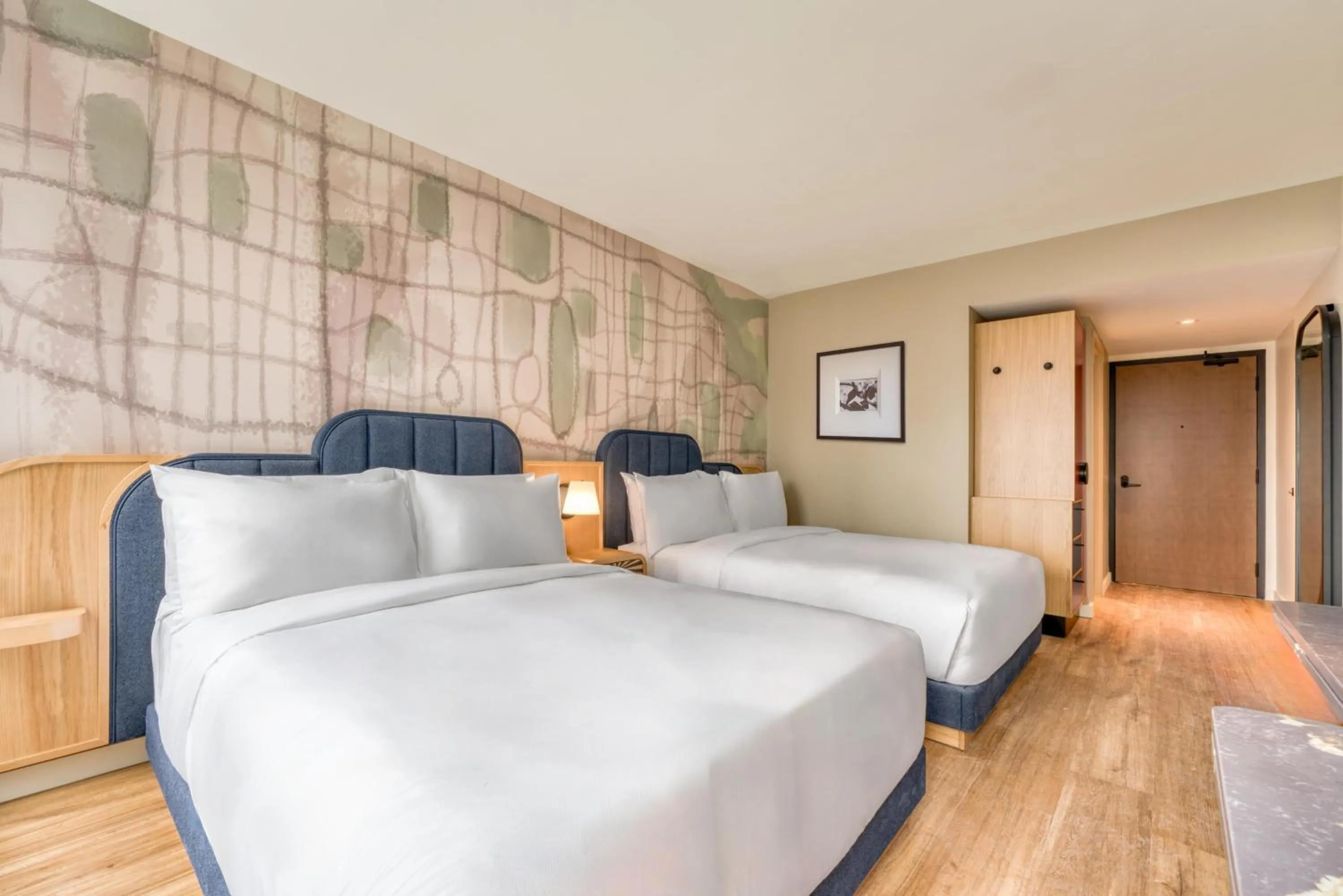 Bedroom, Bed in Toor Hotel Toronto, Part Of Jdv By Hyatt