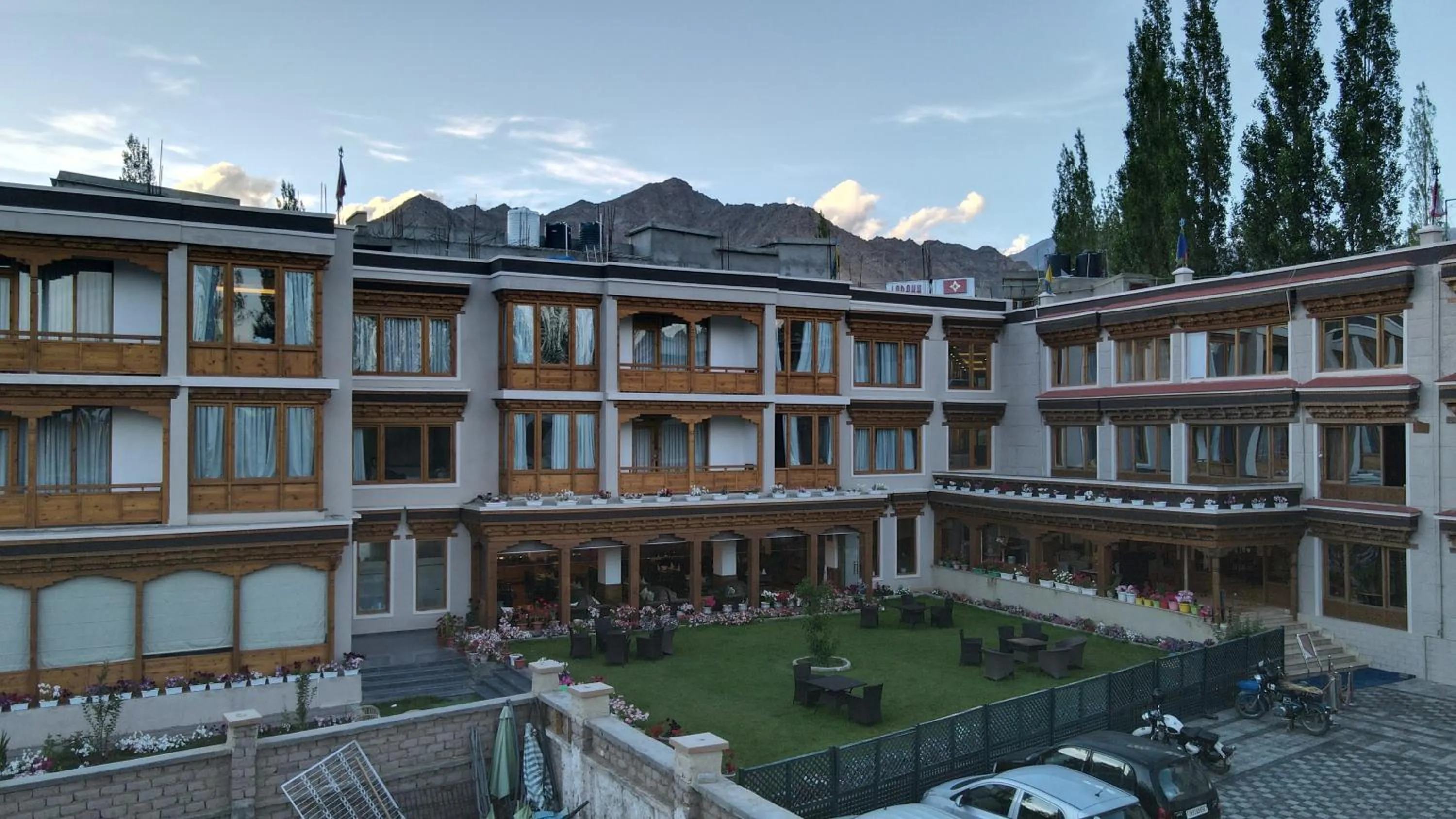 Ladakh Himalayan Retreat