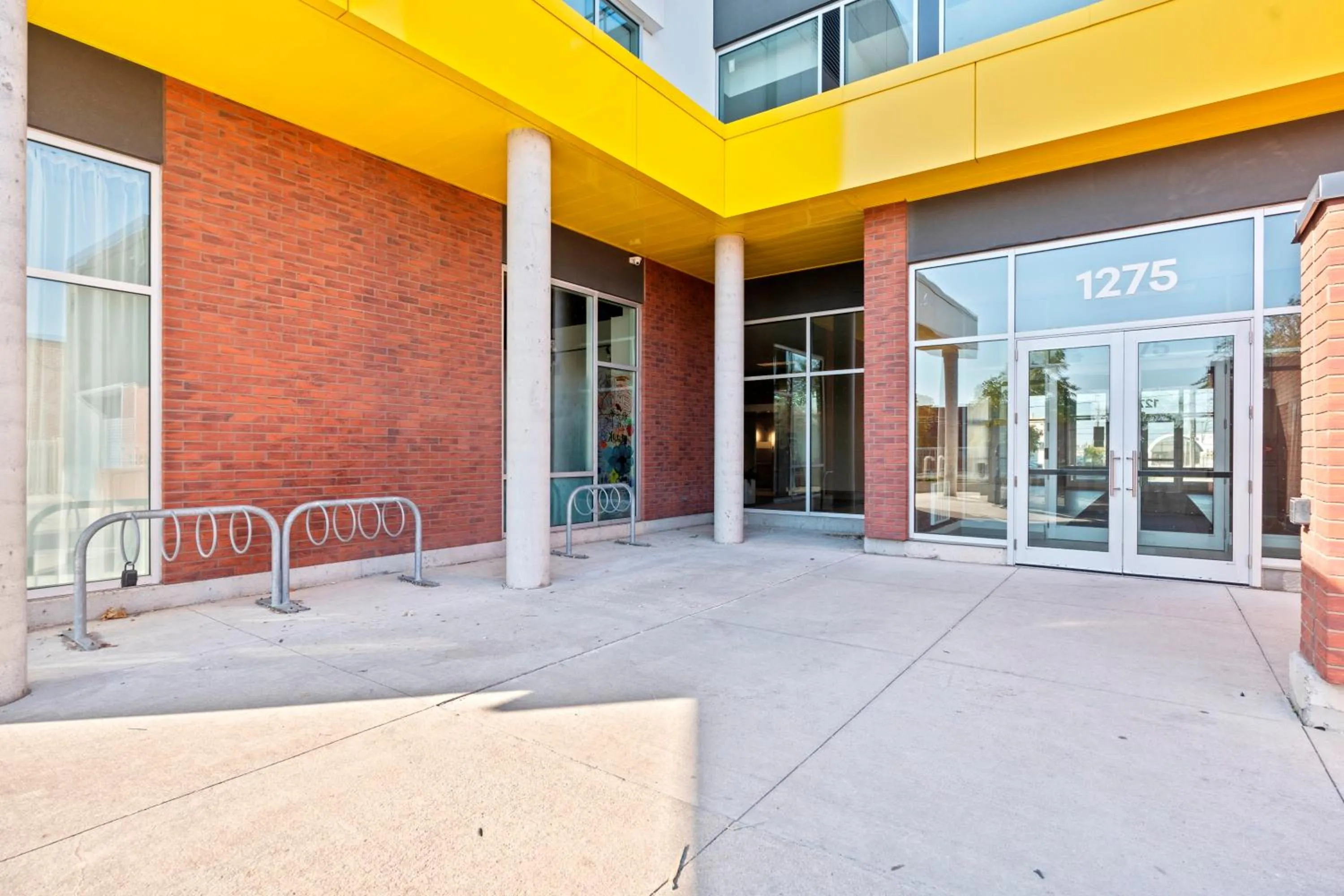 Finch West Residence Suites - Hotel DUKE