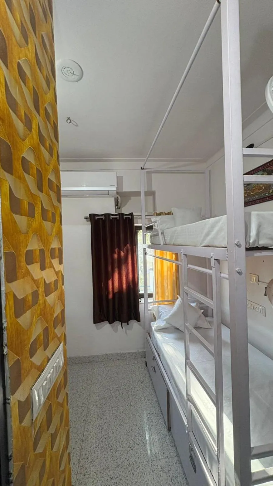 Bed in Multiple Stories, Udaipur