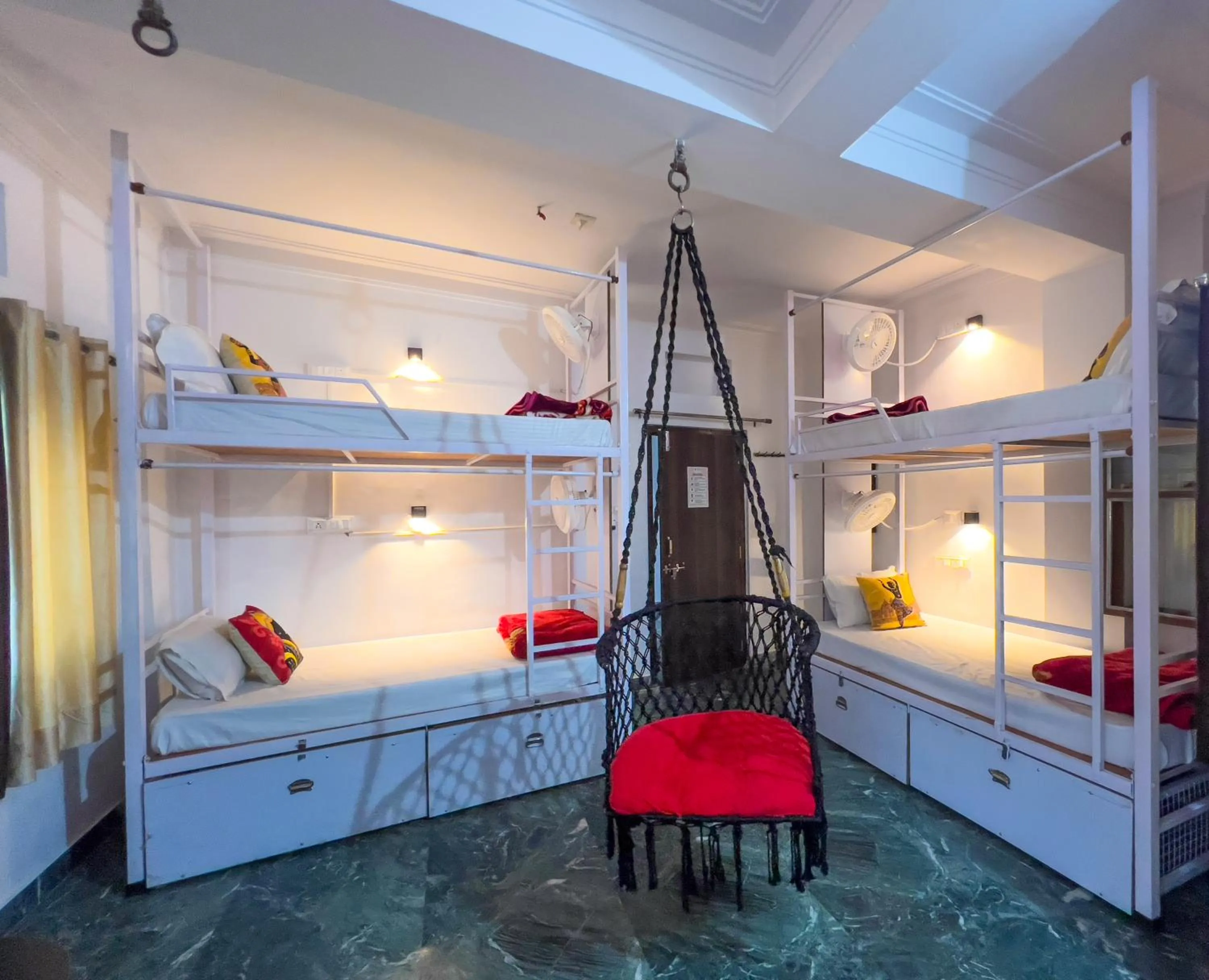 Bed in Multiple Stories, Udaipur