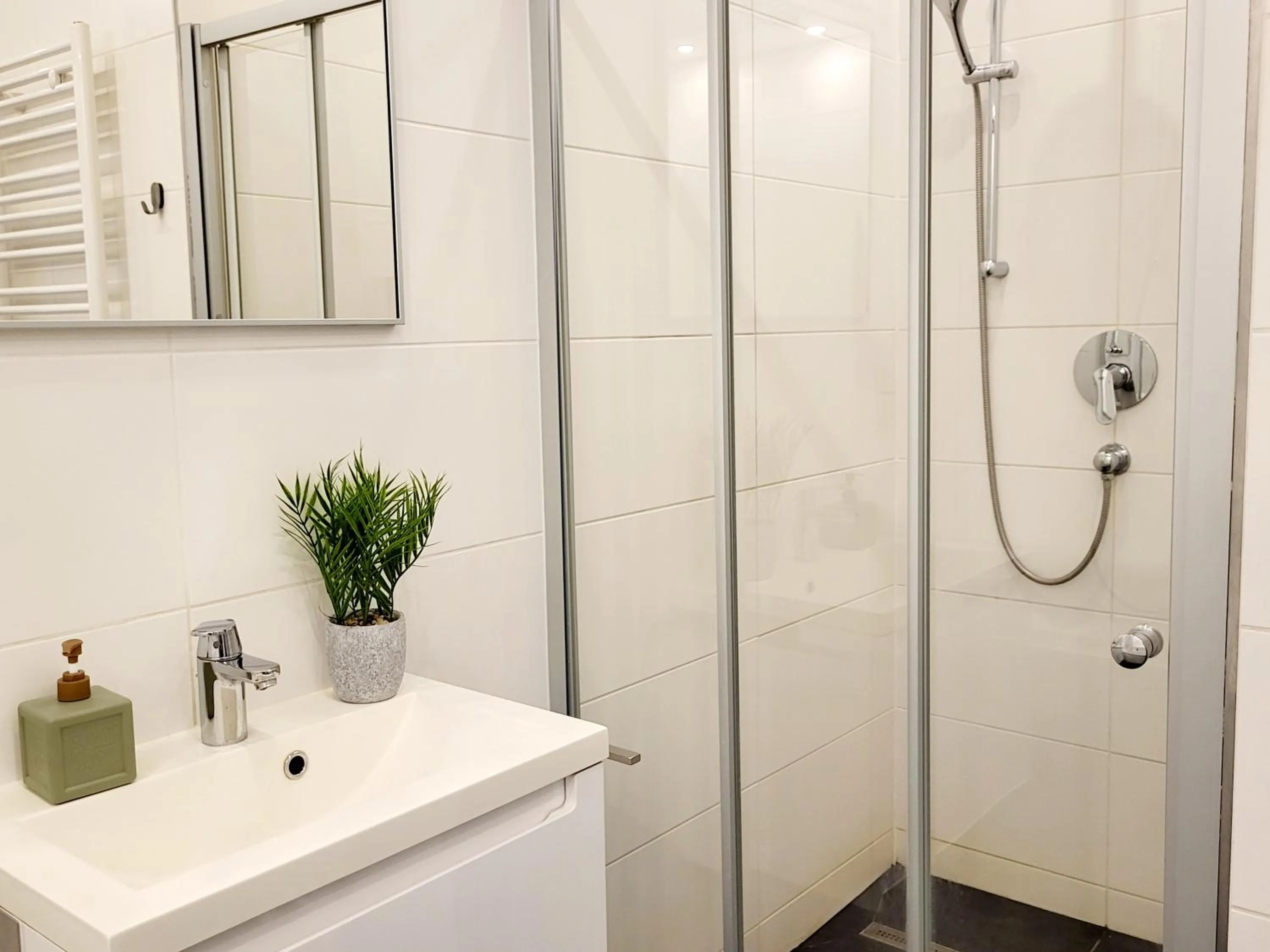 One-Bedroom Apartment in City Home Lifestyle Vienna