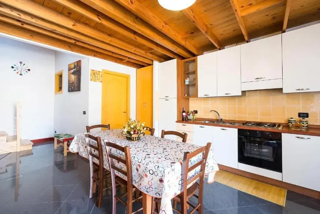 Three-Bedroom Apartment in Casa Mary Three-Bedroom Apartment in Casa Mary