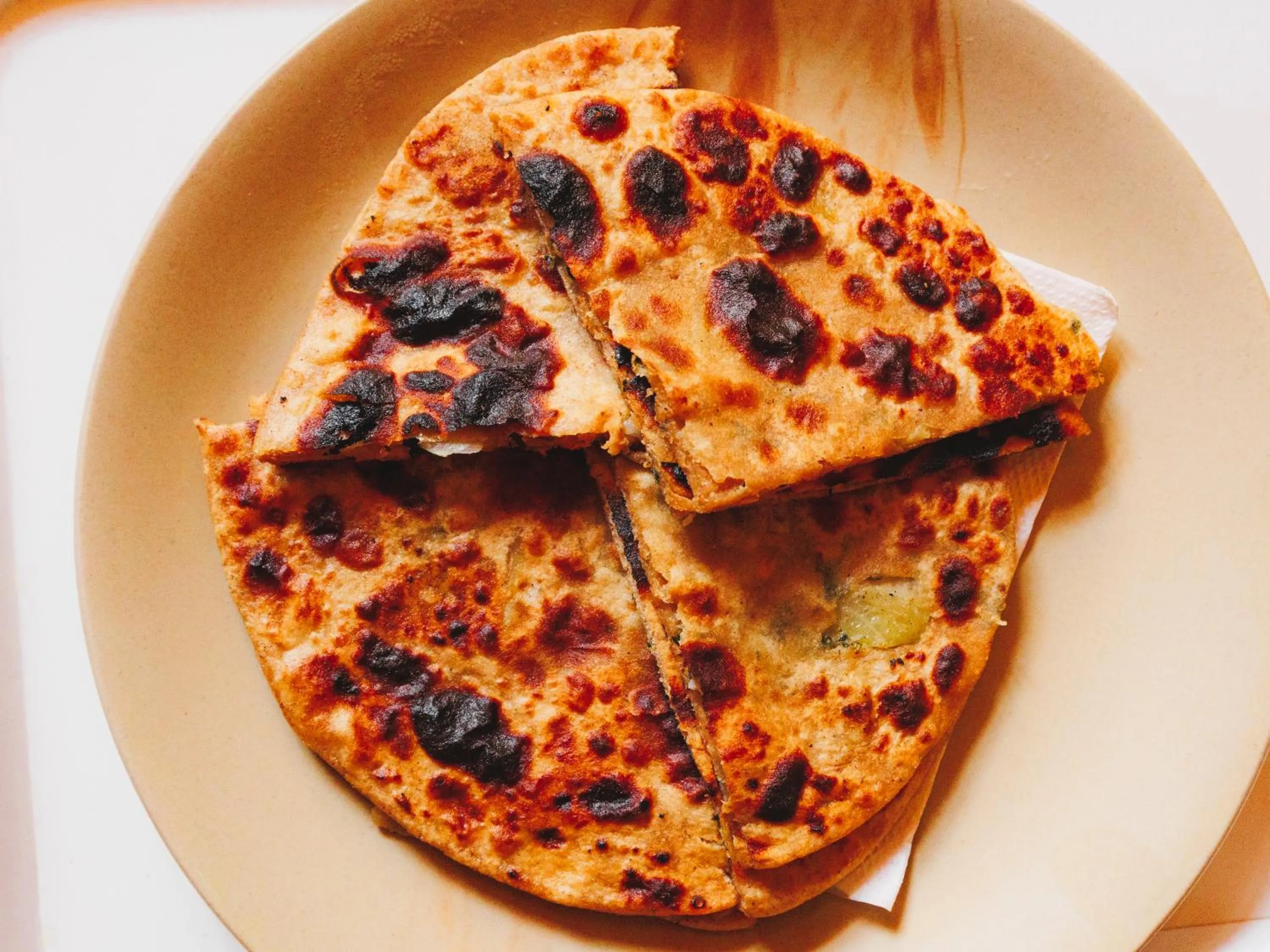 Restaurant/places to eat in Hotel The Silk Route