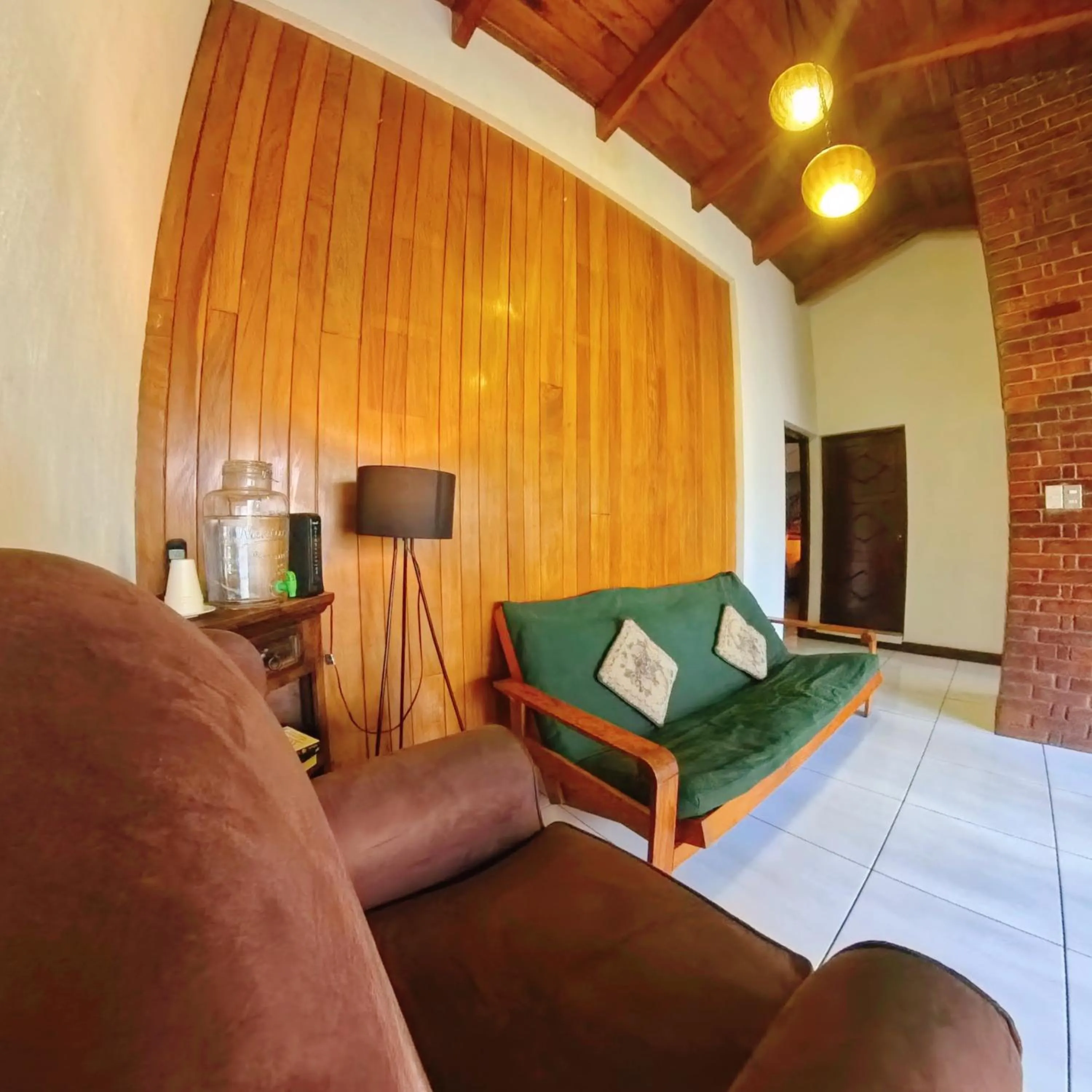 Seating area, Bed in Ole España