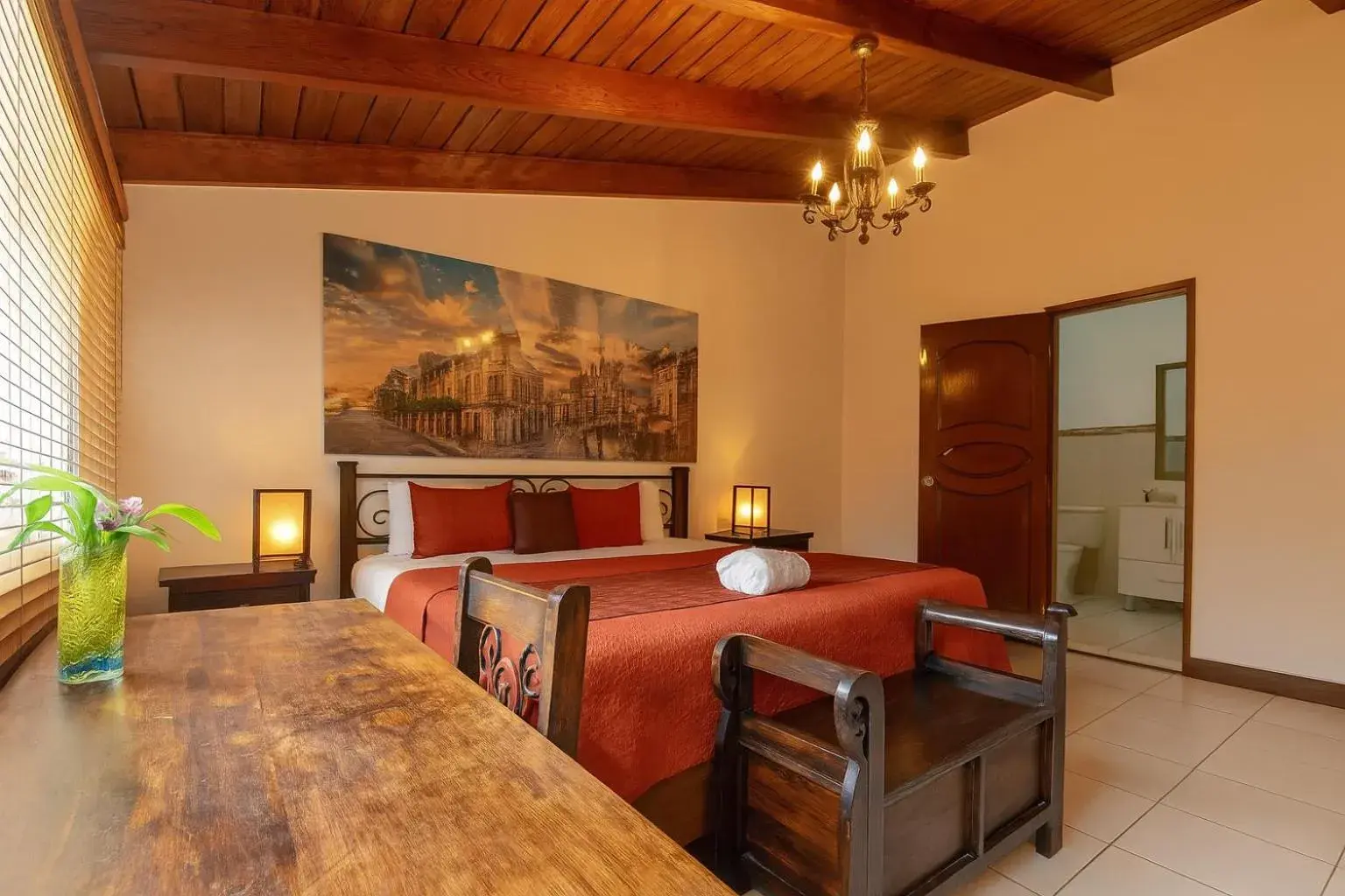 Deluxe King Room in Ole España Deluxe King Room in Ole España