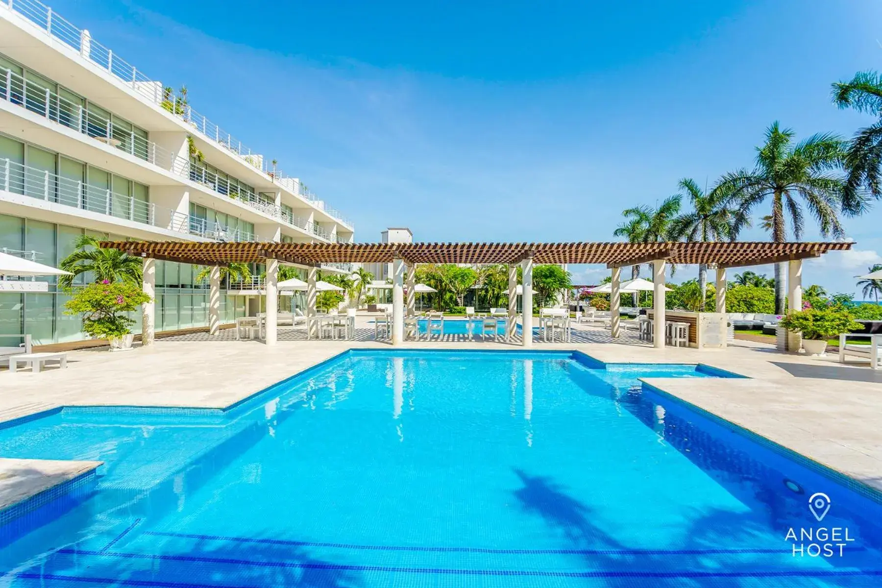 Gorgeous Magia Beachside Condos by Stella Rentals! Gorgeous Magia Beachside Condos by Stella Rentals!