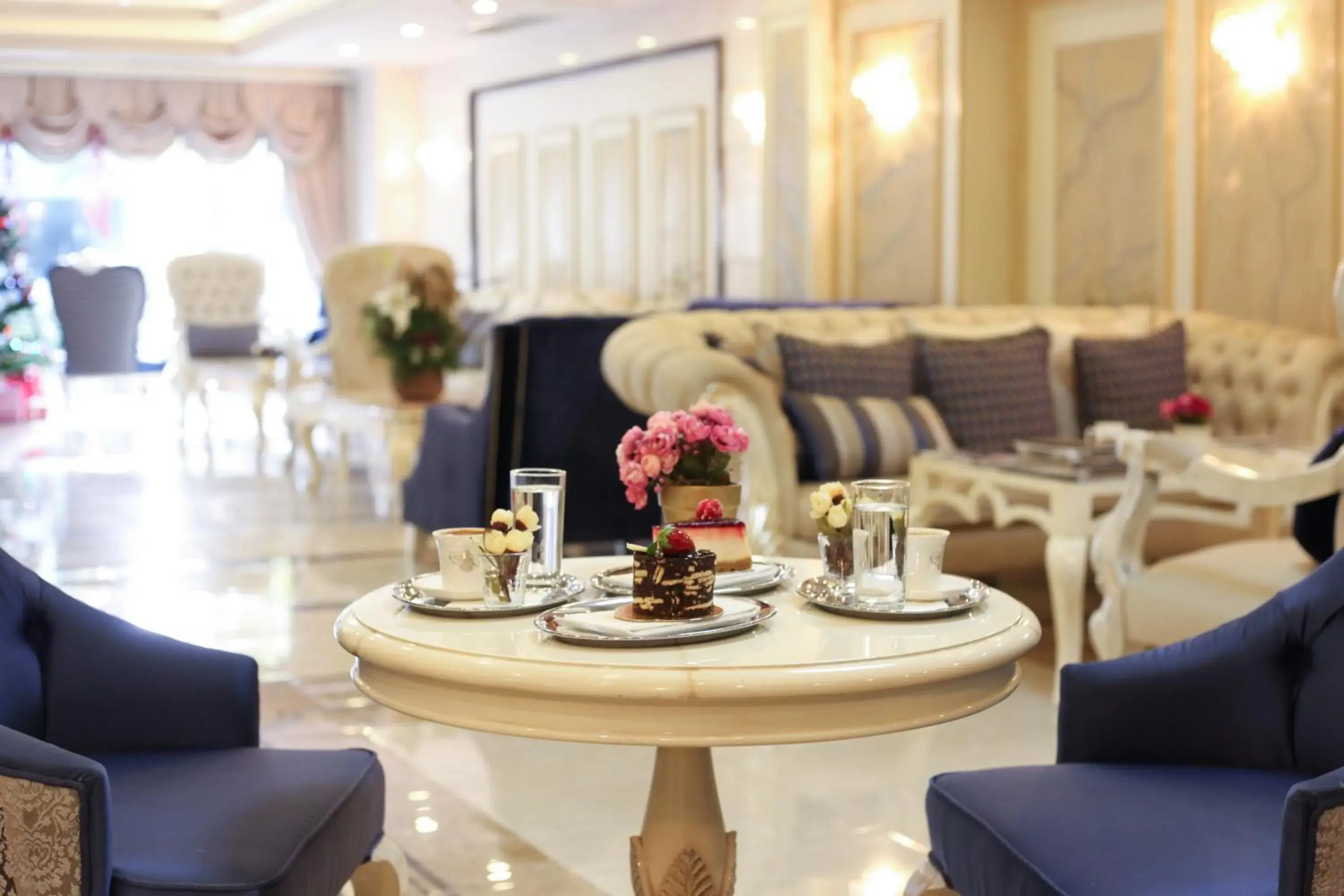 Restaurant/places to eat in Halifaks Hotel Restaurant/places to eat in Halifaks Hotel