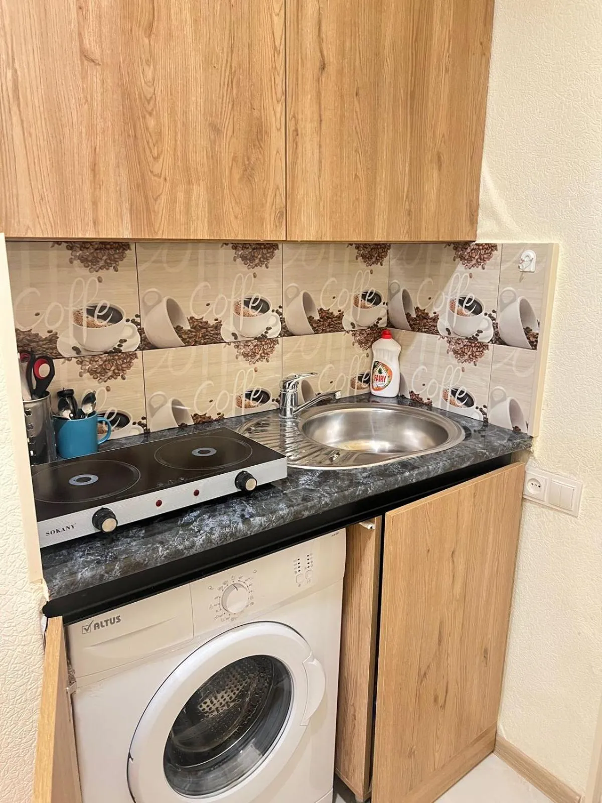 Kitchen or kitchenette in Opera Hotel Tbilisi