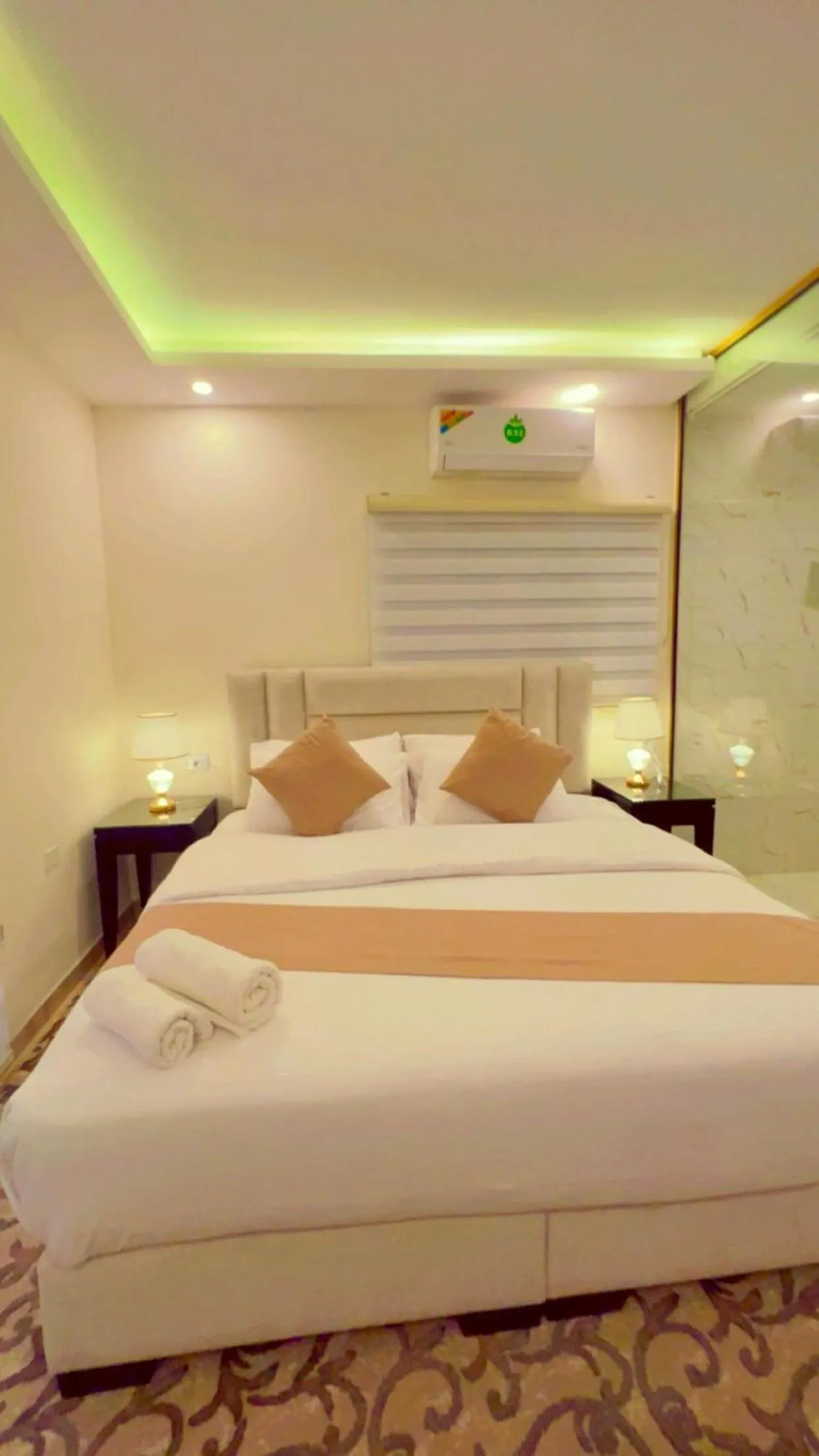 Eighth Wonders Hotel