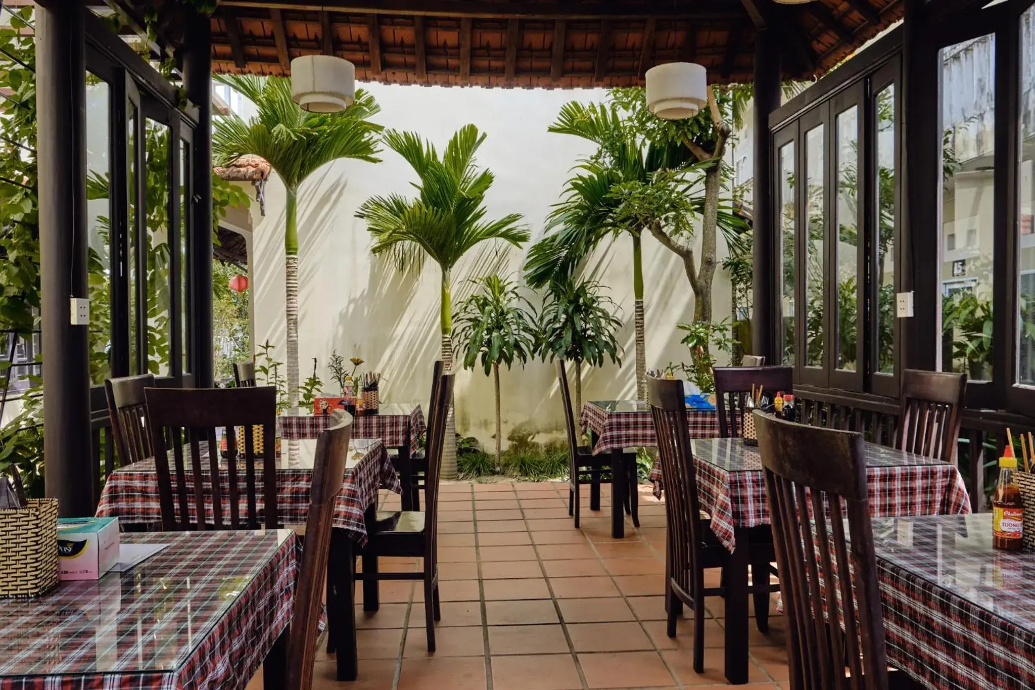 Restaurant/places to eat in Hoi An Holiday Villa Restaurant/places to eat in Hoi An Holiday Villa