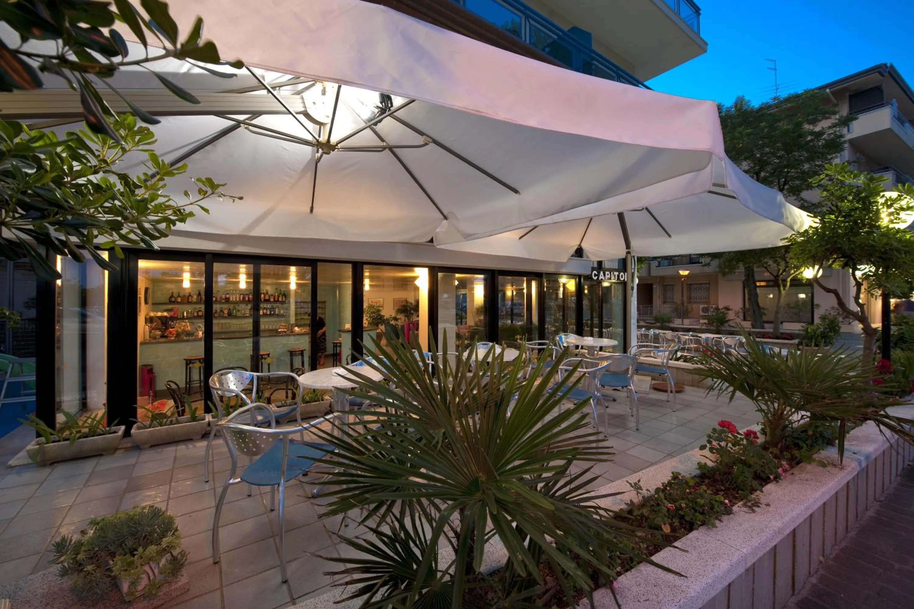Patio in Hotel Capitol