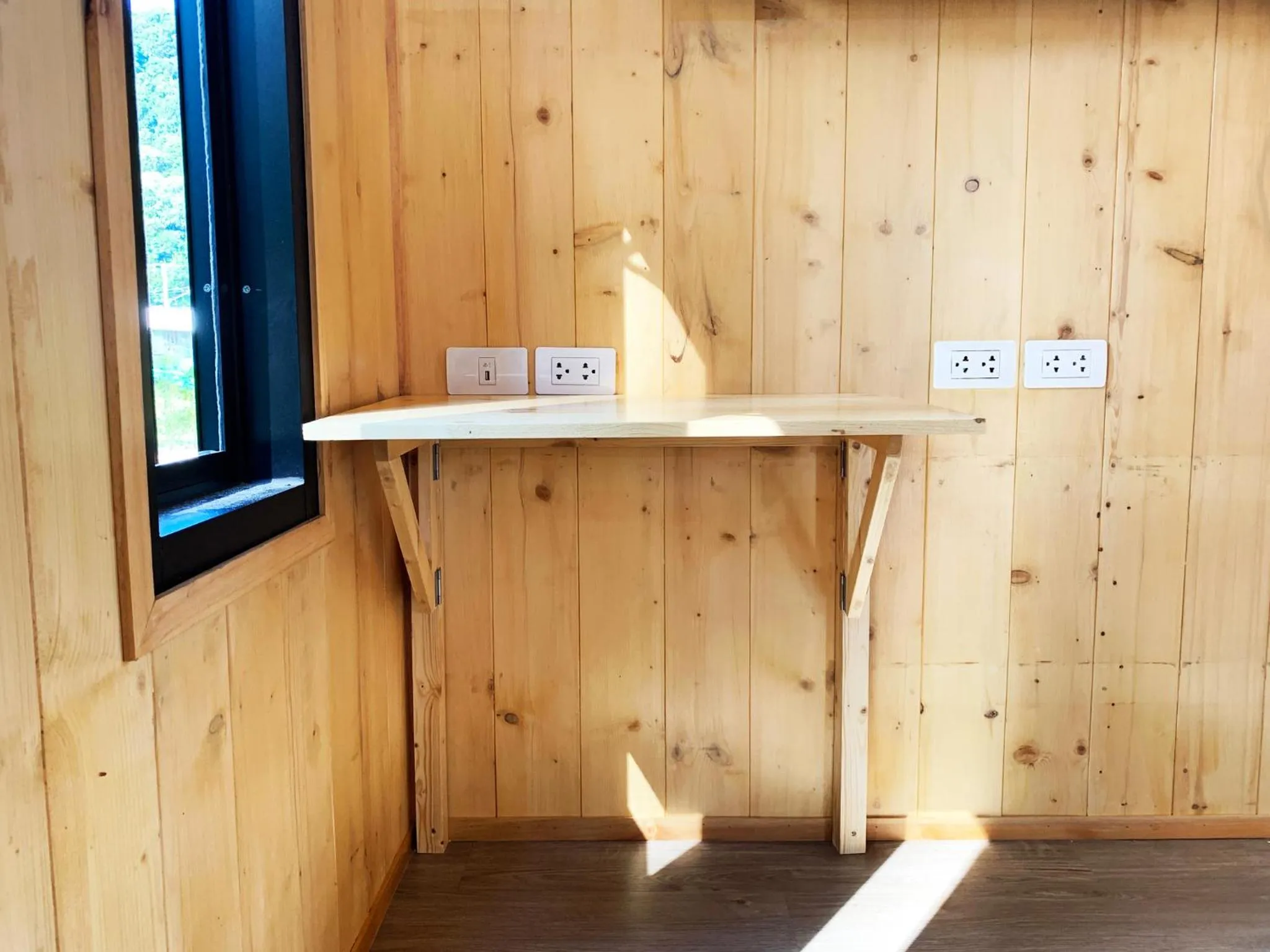 Seating area in Abrite House - Tiny House Koh Lanta