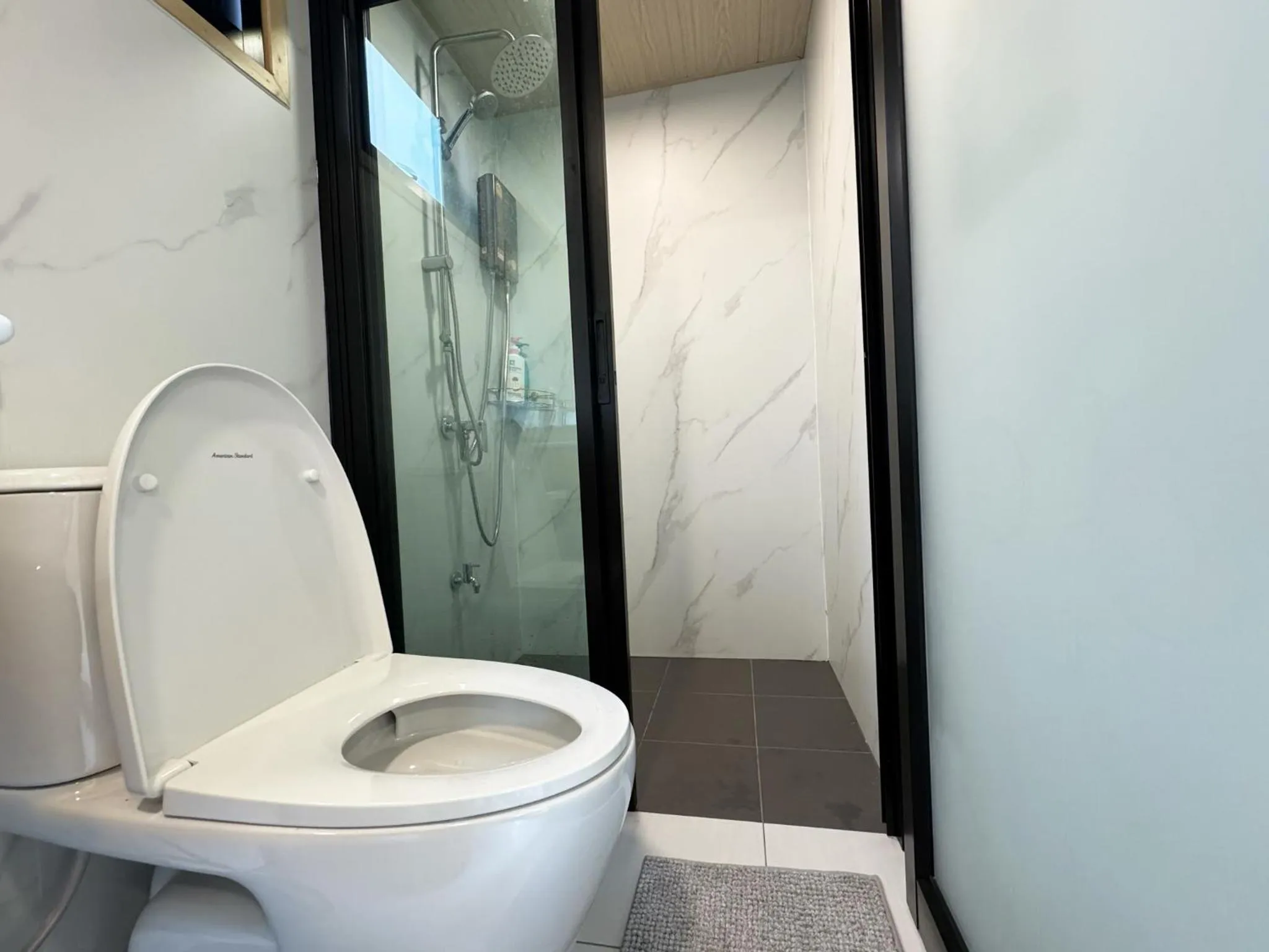 Shower in Abrite House - Tiny House Koh Lanta