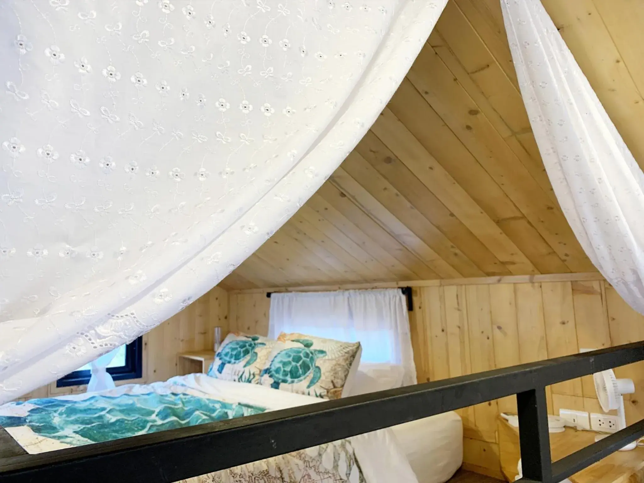 Bed in Abrite House - Tiny House Koh Lanta Bed in Abrite House - Tiny House Koh Lanta