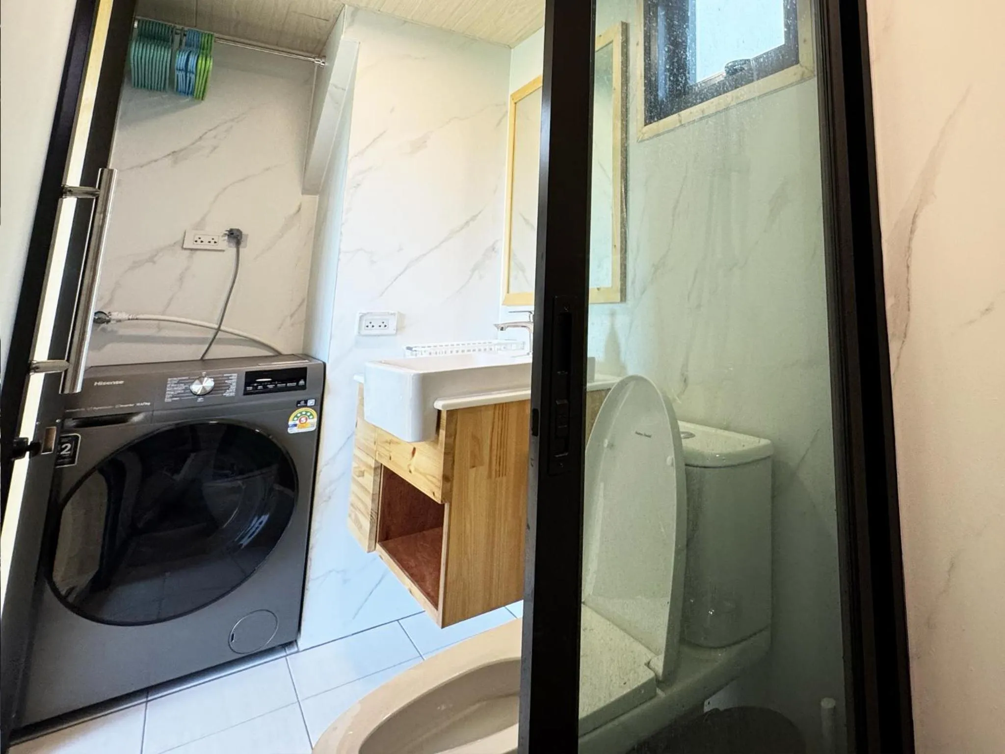 Toilet in Abrite House - Tiny House Koh Lanta