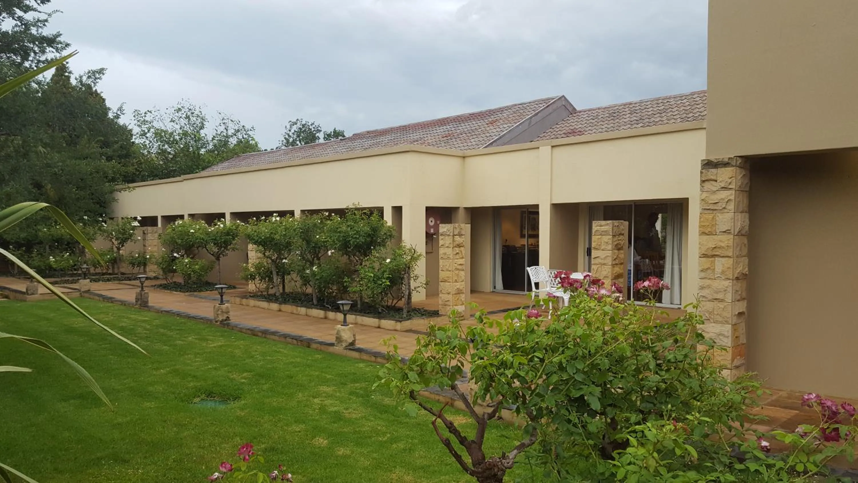 Garden in Acacia Lodge