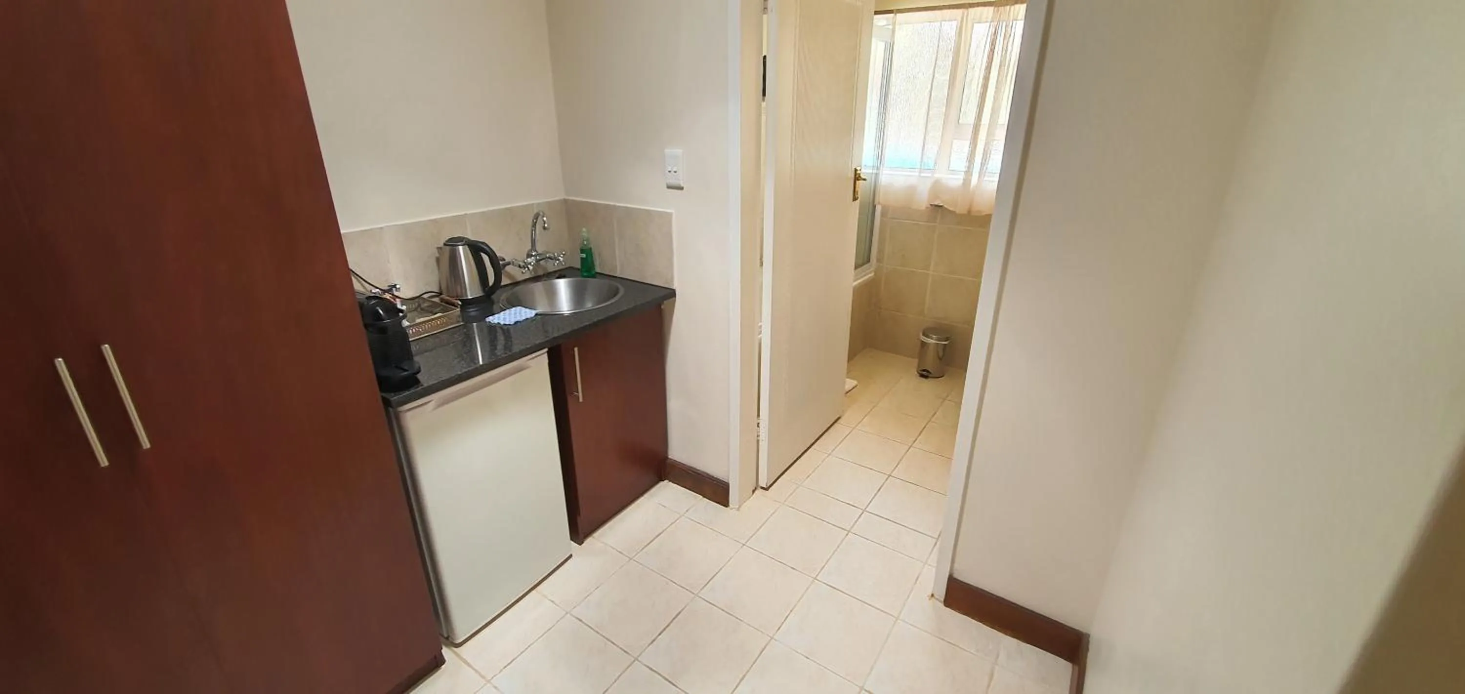 Coffee/tea facilities in Acacia Lodge