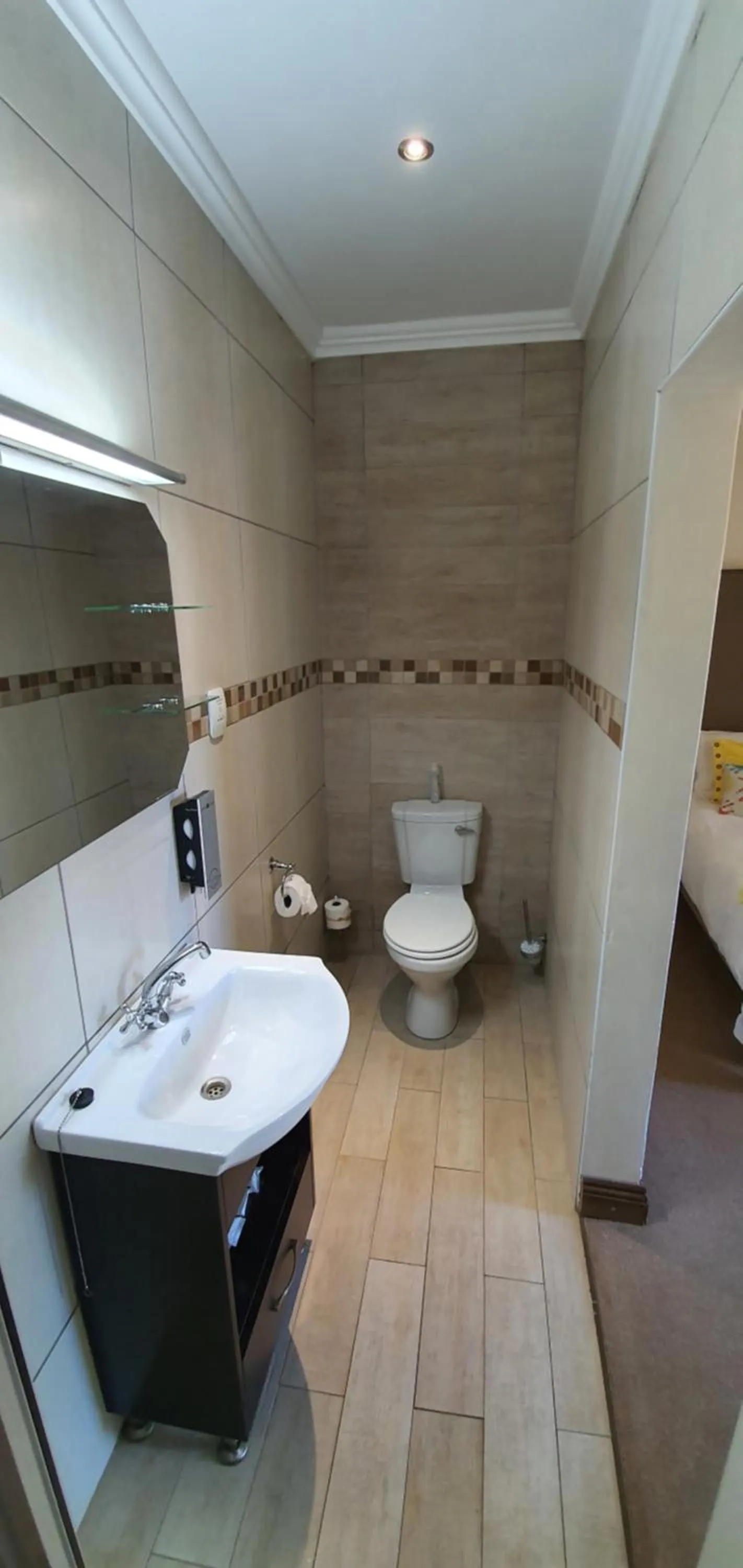 Bathroom in Acacia Lodge