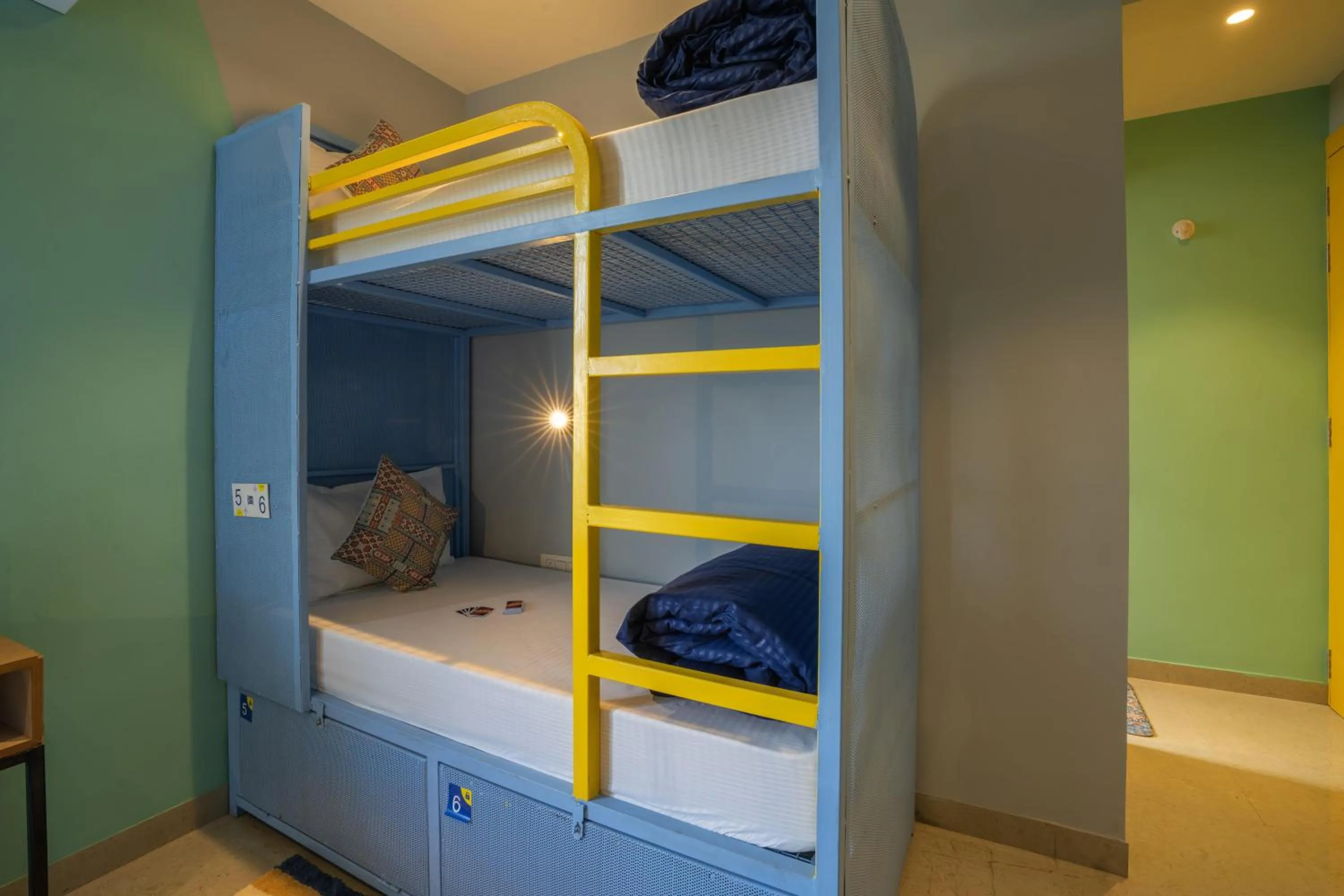 Bed in Shalom Backpackers Jaipur