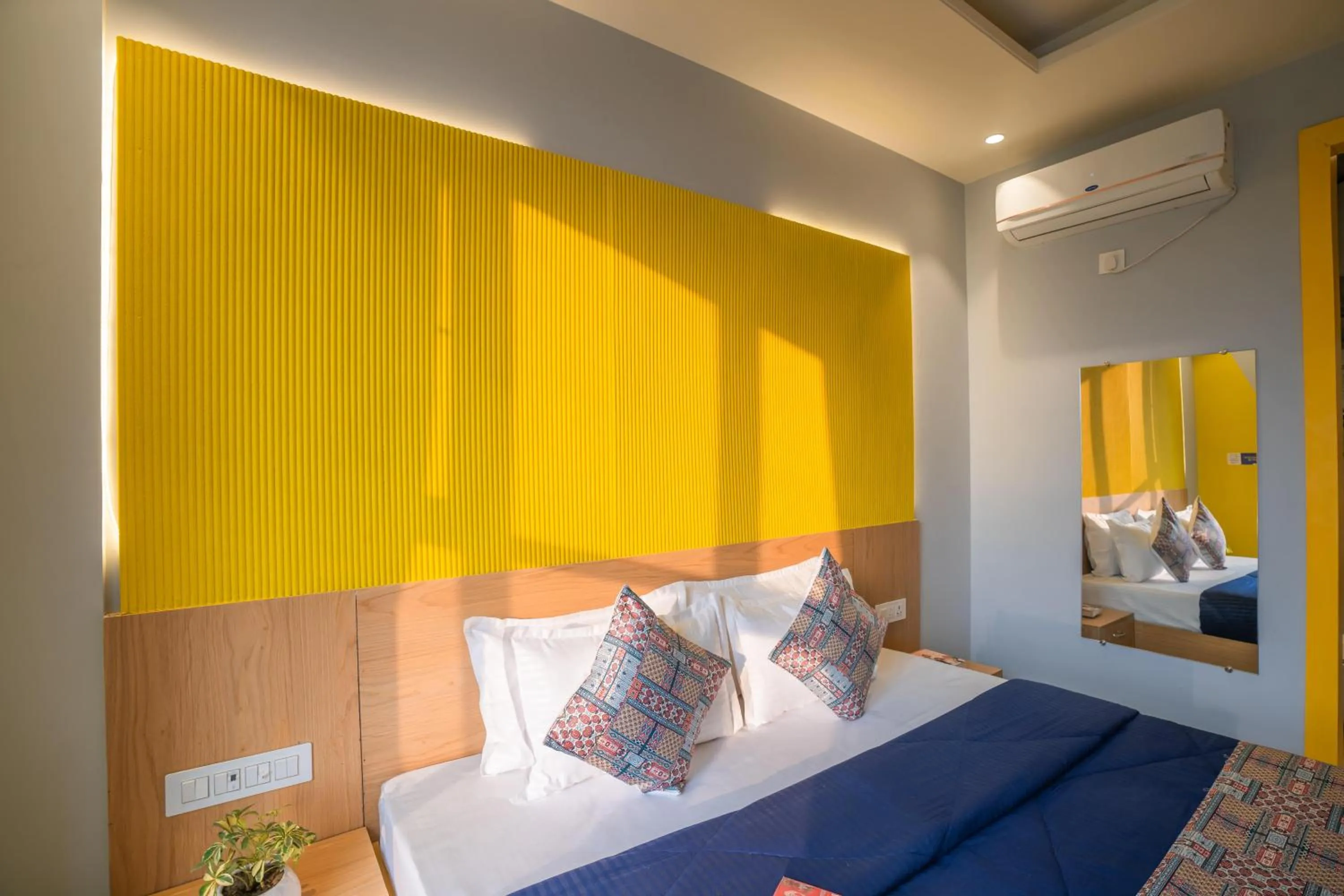 Bed in Shalom Backpackers Jaipur