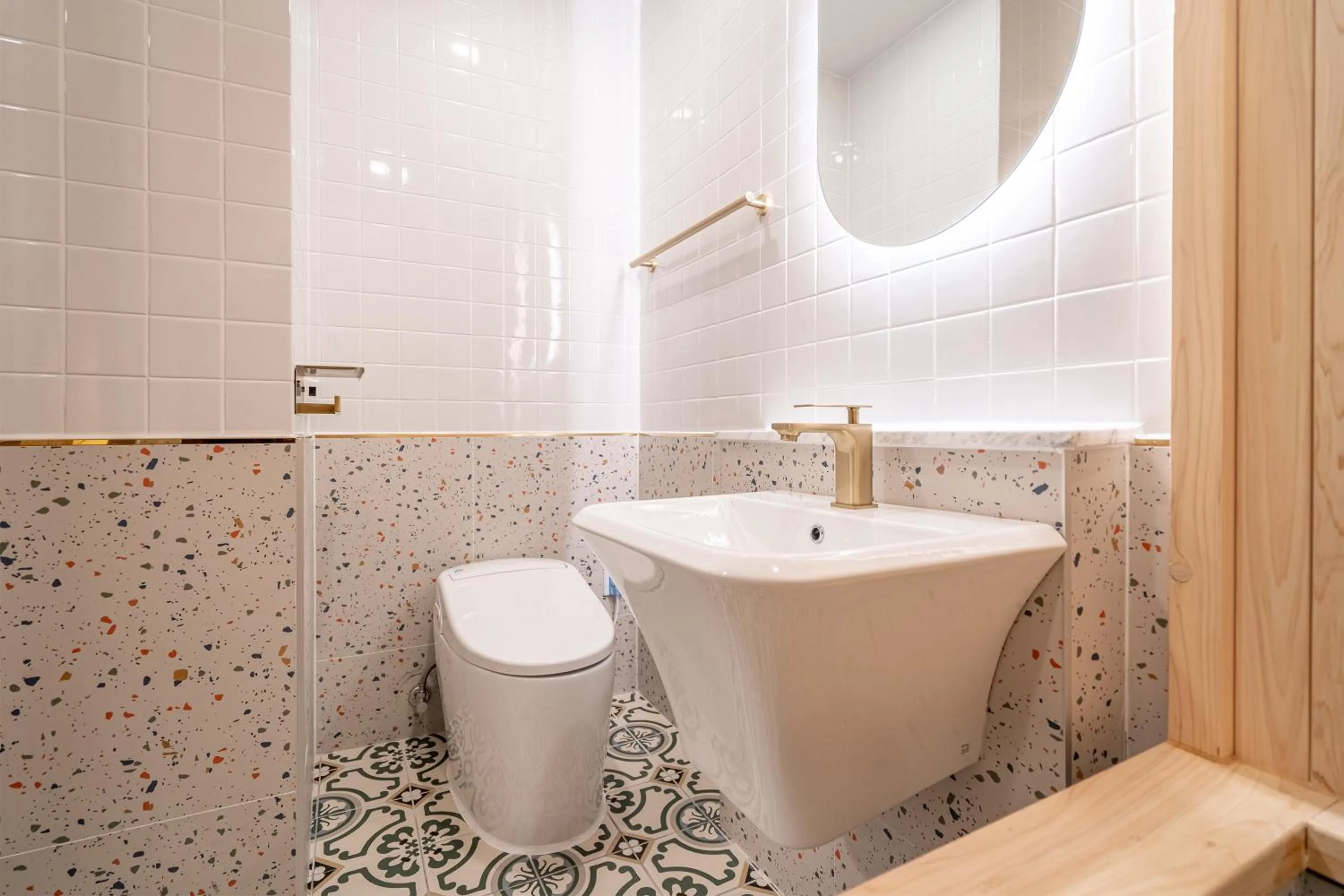 Bathroom in Browndot hotel Gimhae cityhall