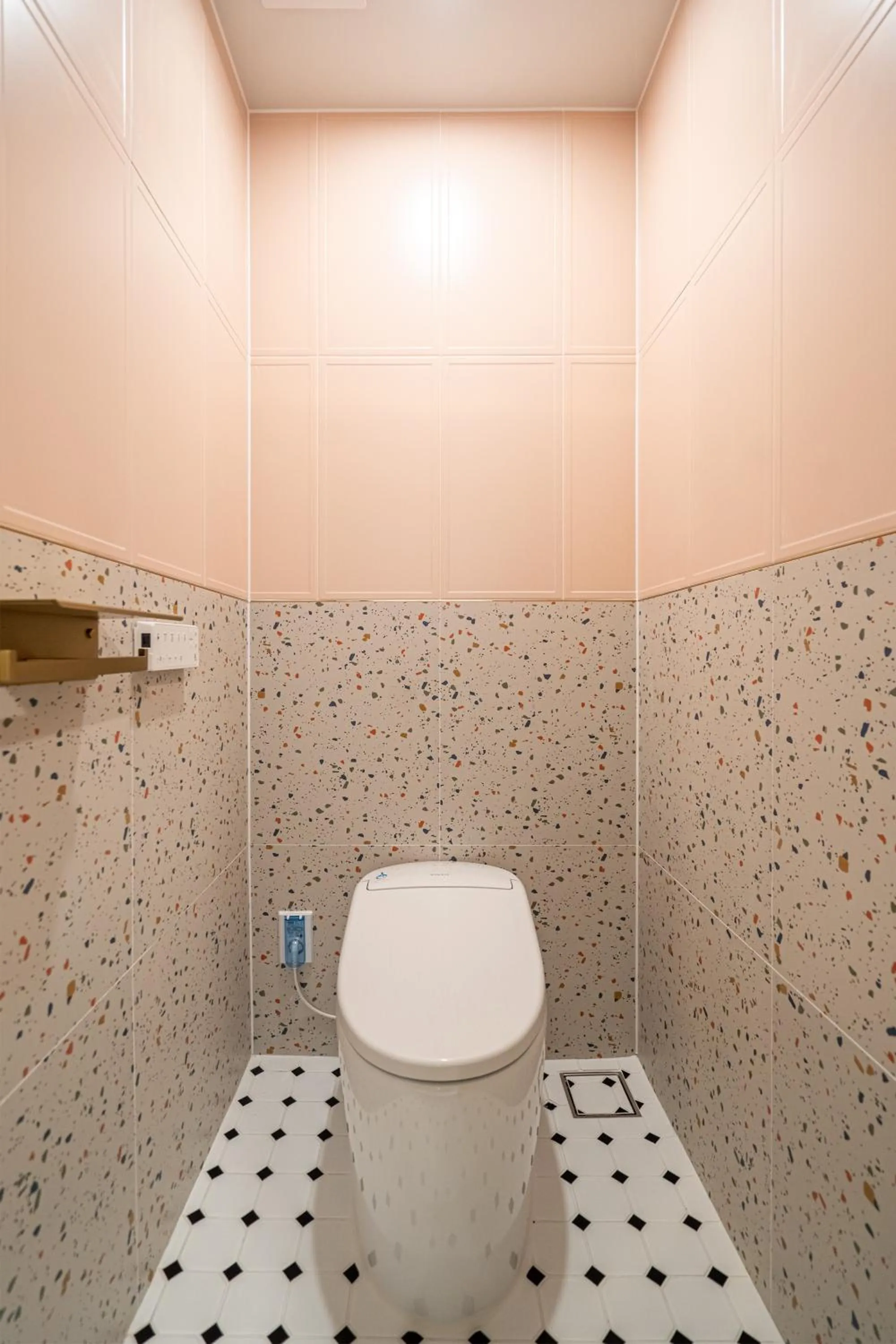 Toilet in Browndot hotel Gimhae cityhall