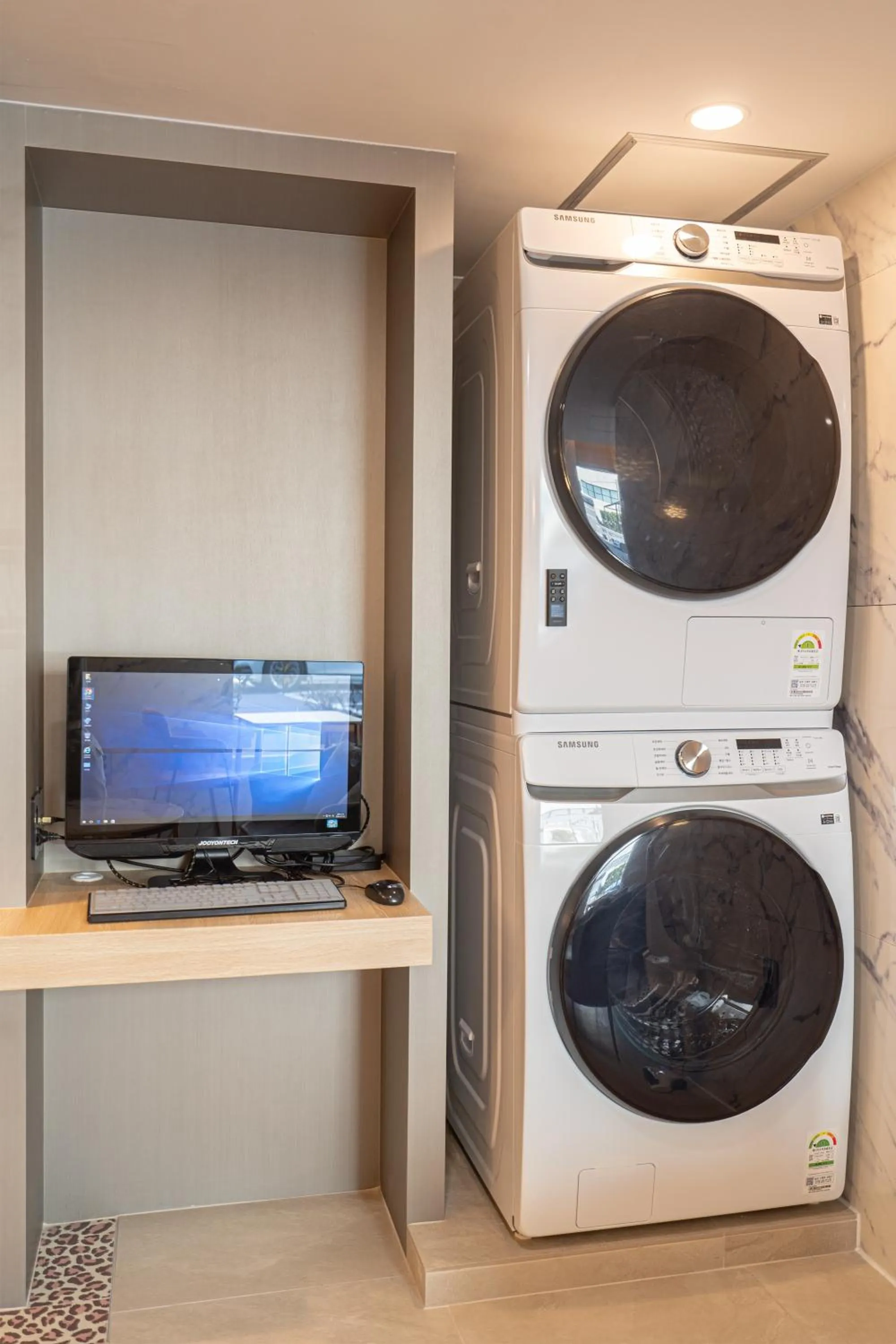 washing machine in Browndot hotel Gimhae cityhall