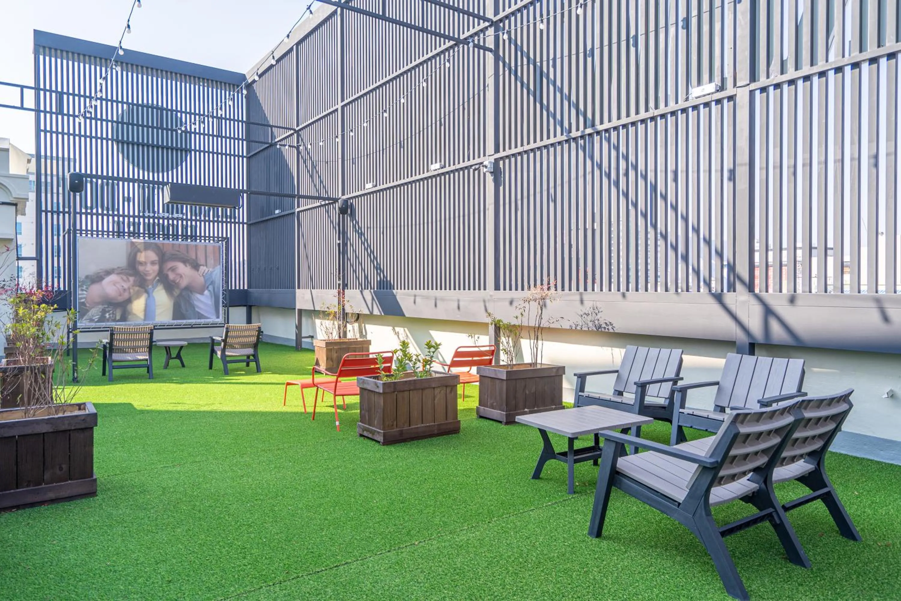 Communal lounge/ TV room in Browndot hotel Gimhae cityhall